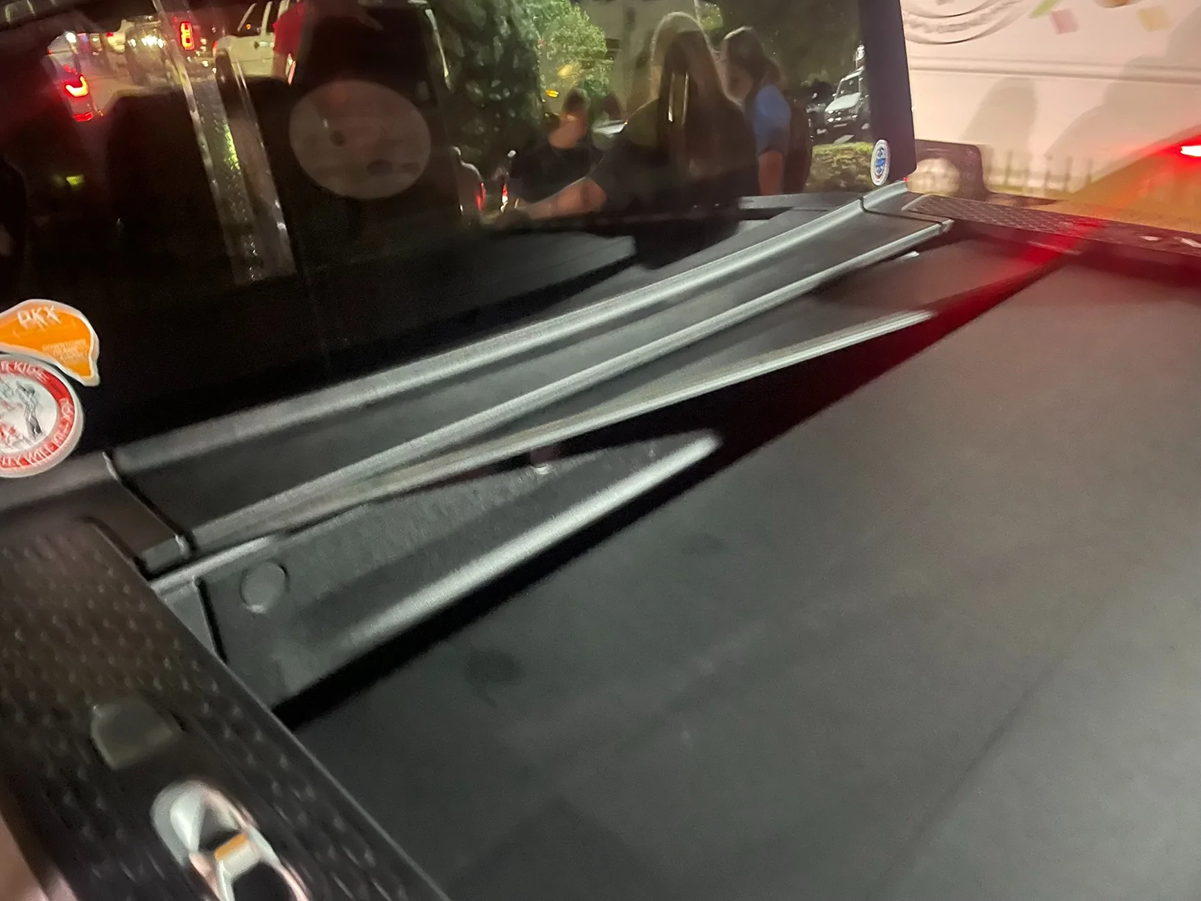 Rivian R1T R1S Tonneau cover delete? IMG_1328