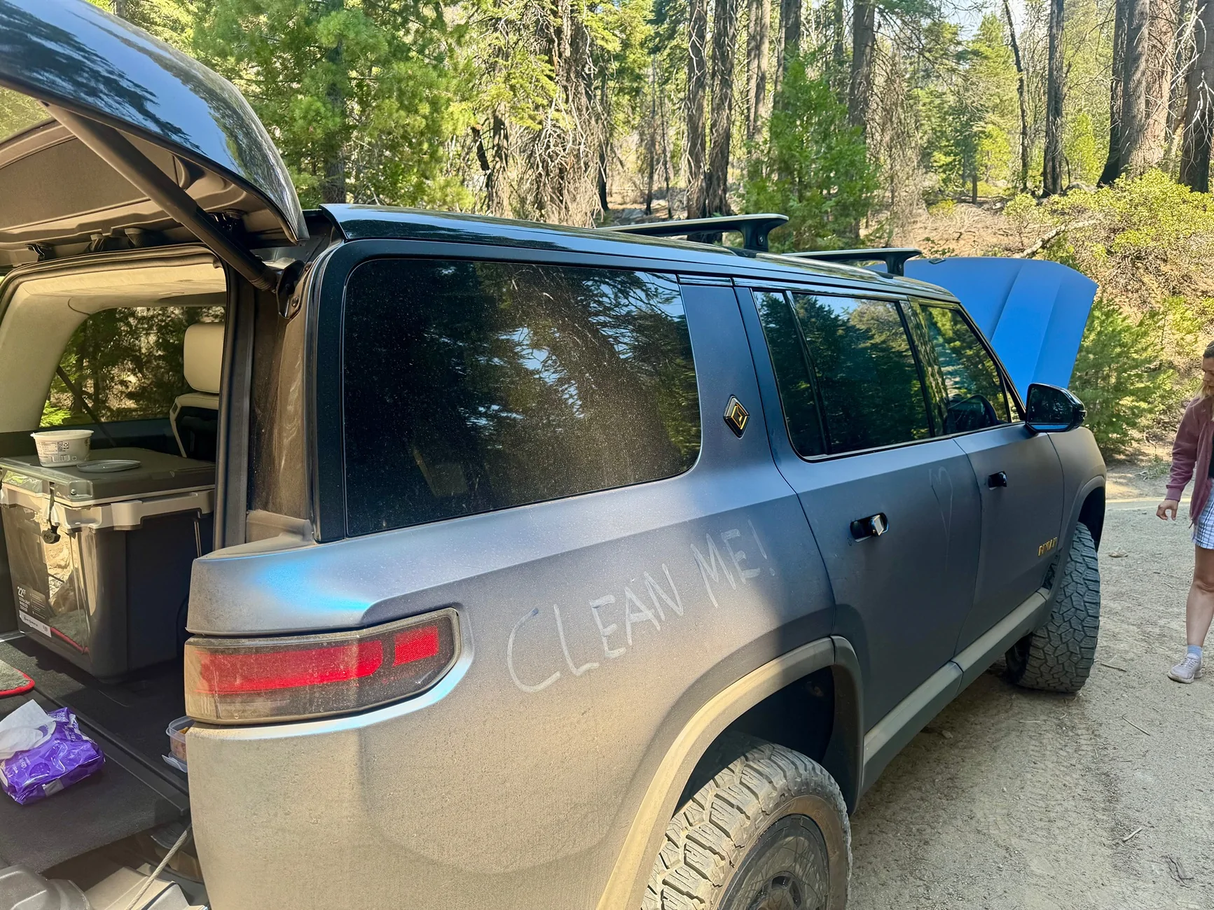 Rivian R1T R1S Off-roading at Shuteye Peak (Sierra National Forest) with our R1S IMG_4493