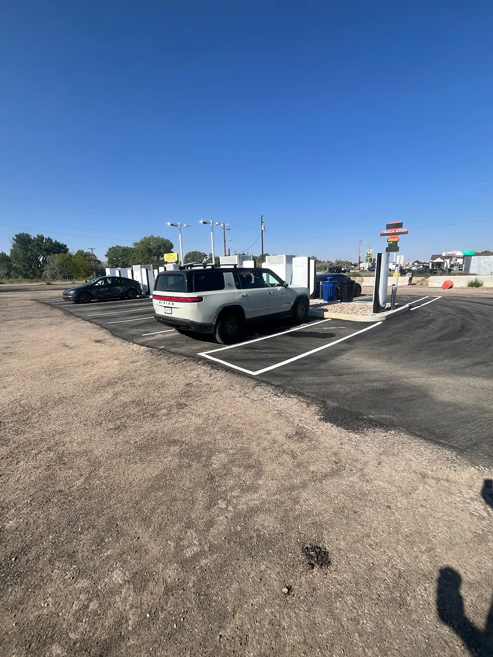 Rivian R1T R1S New Utah Tesla Chargers Online - Cedar City and Green River, Not Listed in ABRP (but are listed in Rivian app) IMG_0517
