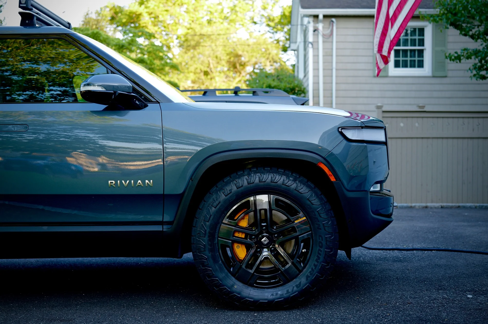 Rivian R1T R1S Toyo Open Country AT3 EV (LT275/65/20) - 17K Mile Review on the Rivian R1T L1020135