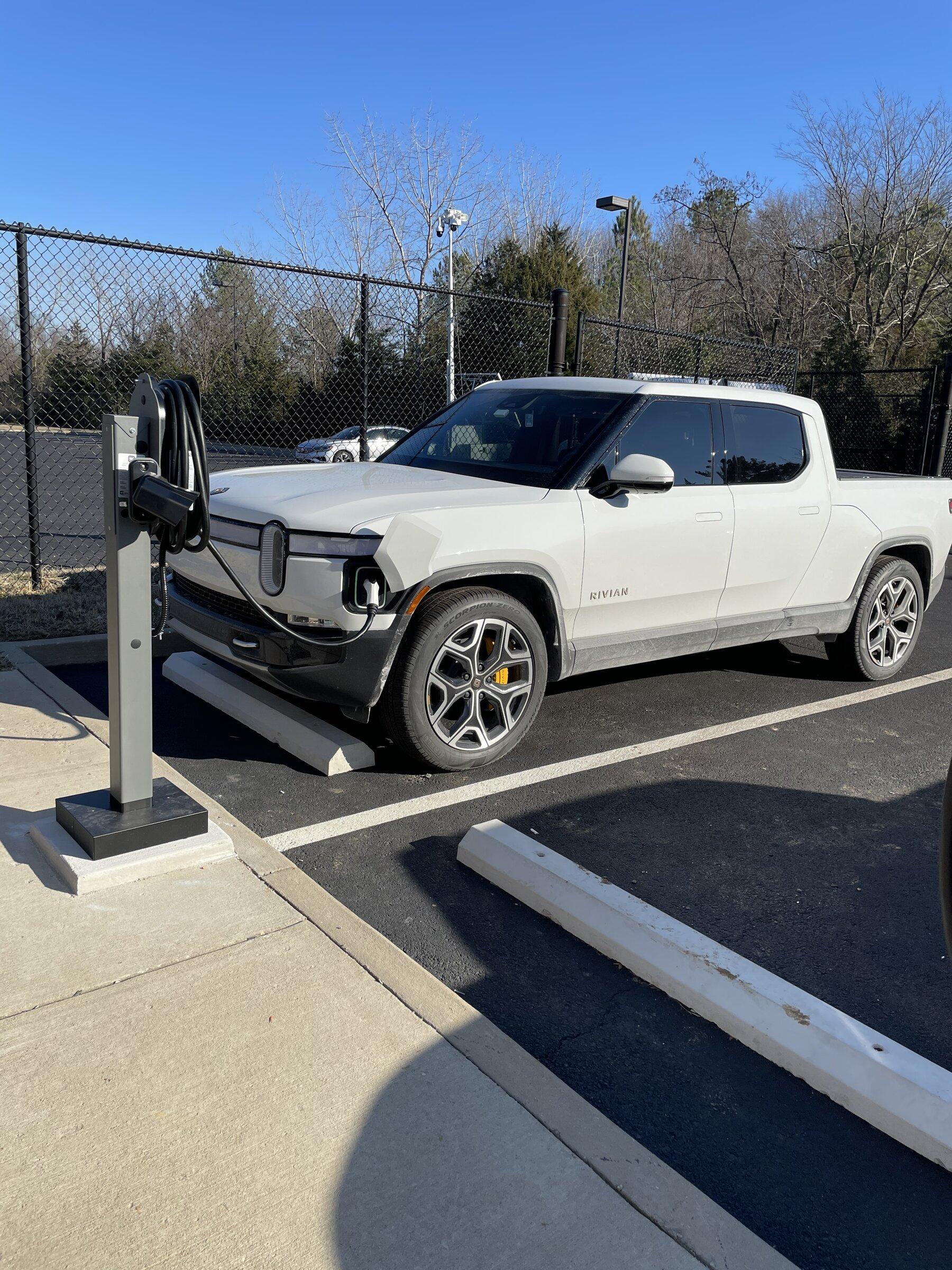 Rivian R1T R1S Richmond Service Center to be open soon 23314674-39E5-496C-984C-7534FE87B3FB