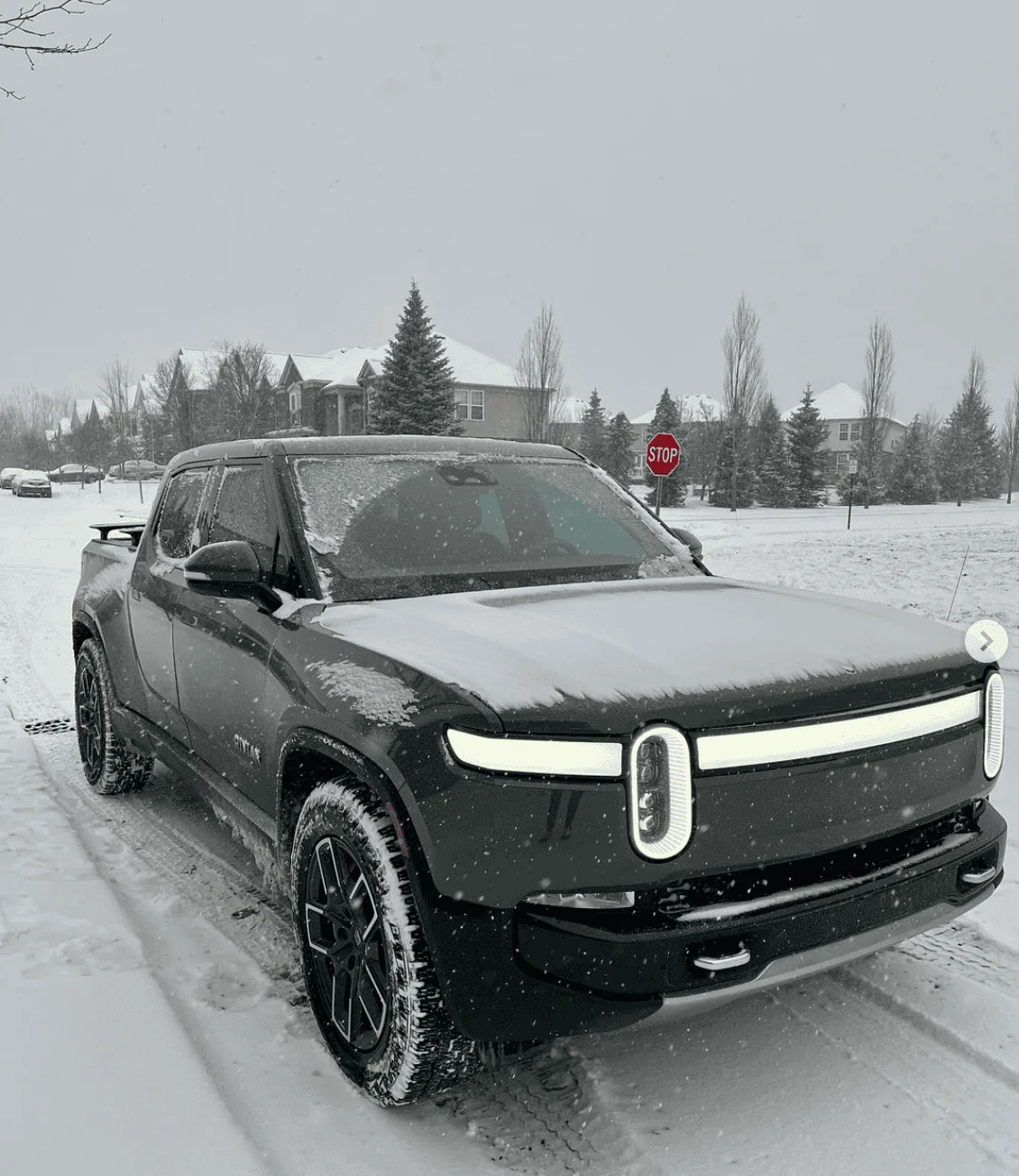 Rivian R1T R1S LAUNCH GREEN R1T Photos Screen Shot 2022-01-26 at 8.39.45 PM