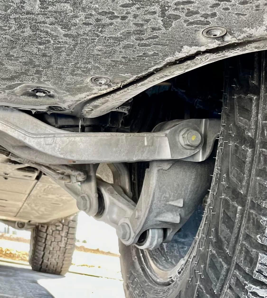 Rivian R1T R1S Real Rivian Photos & Videos 1F251610-A788-43C0-AC80-58F688B0E7D8