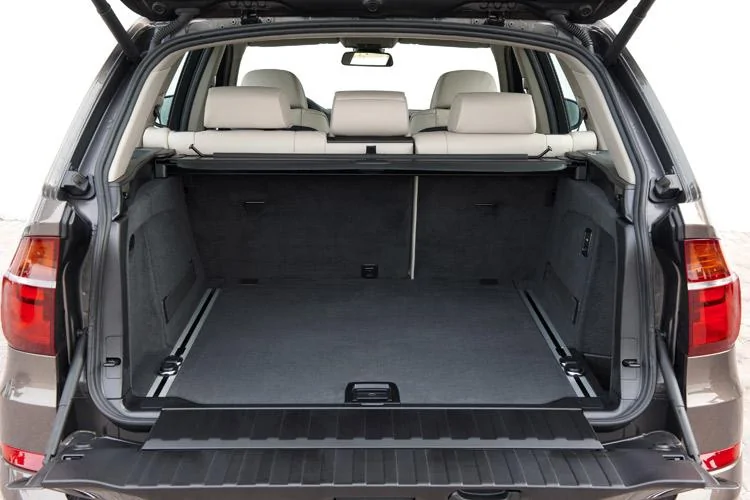 Rivian R1T R1S 3rd Row Design / Cargo Area Photos? attachment