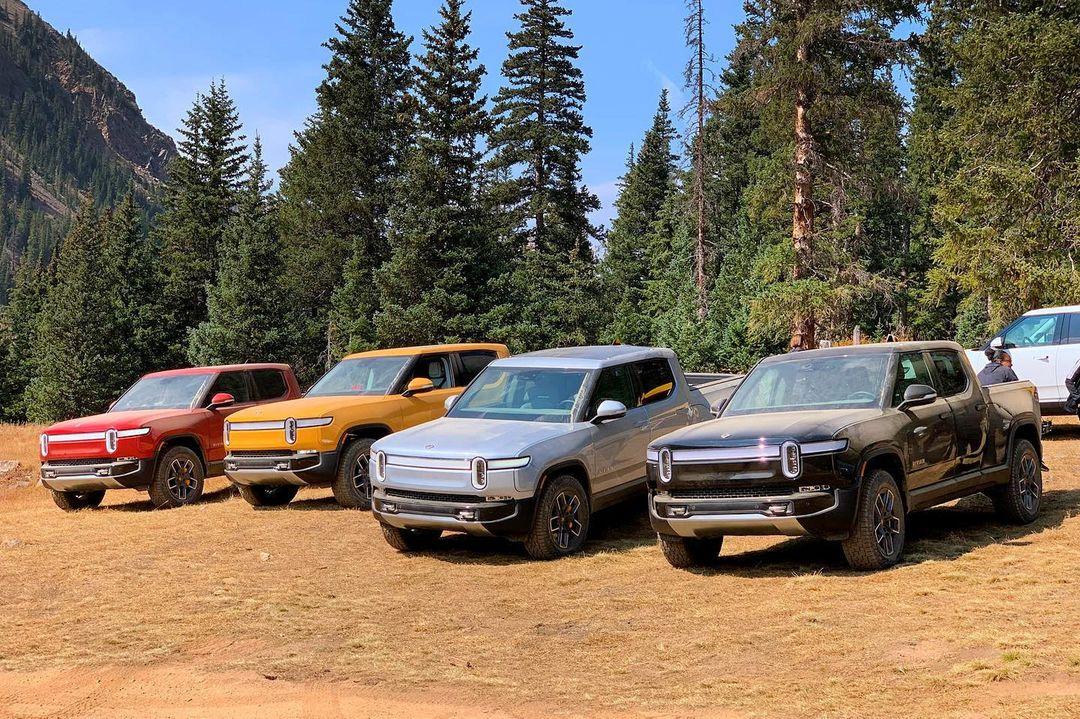Rivian R1T R1S Real Rivian Photos & Videos 272909723_360104012259324_5368657682799192513_n