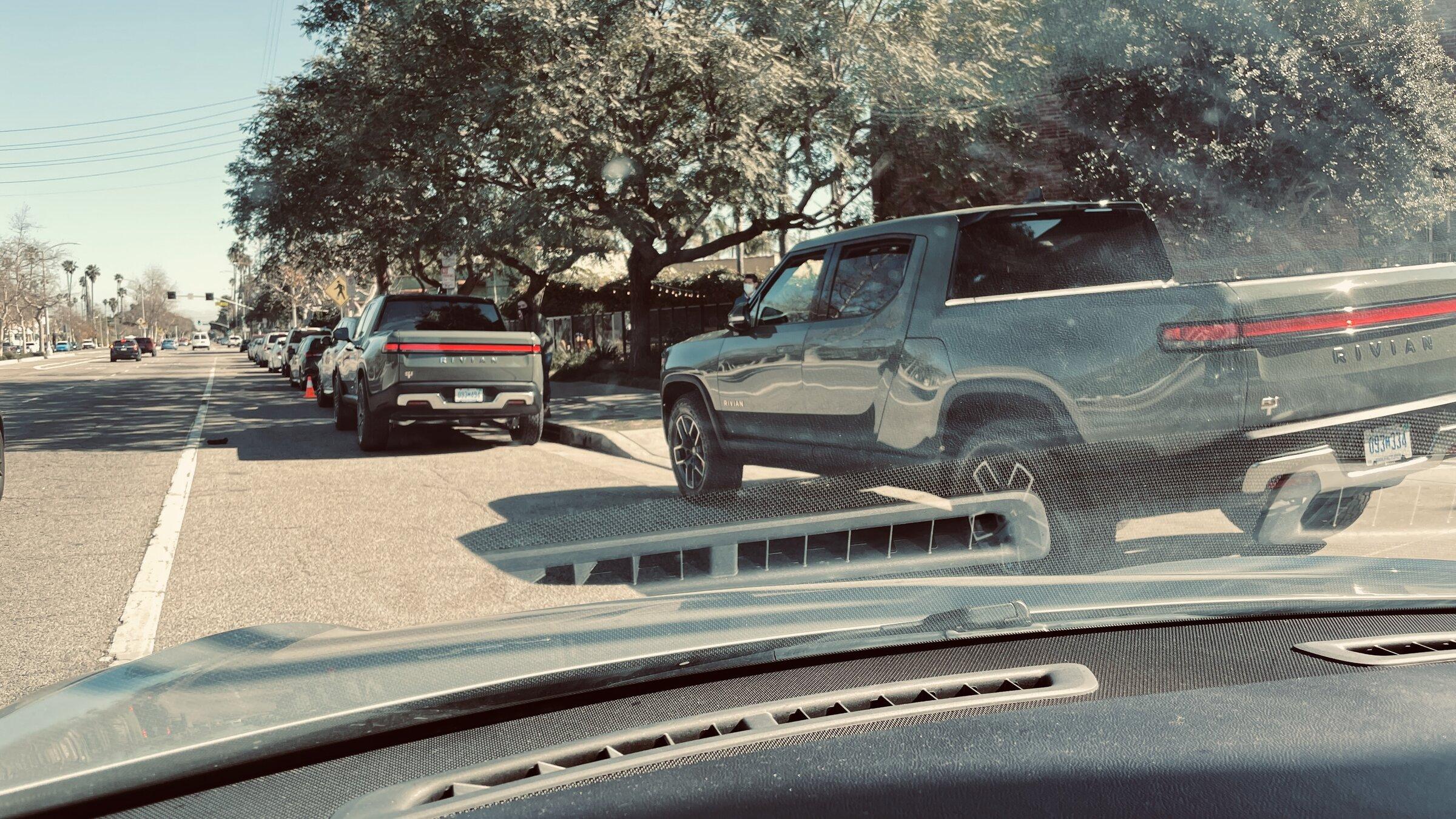 Rivian R1T R1S Limestone is LG for the Masses IMG_5418.JPG