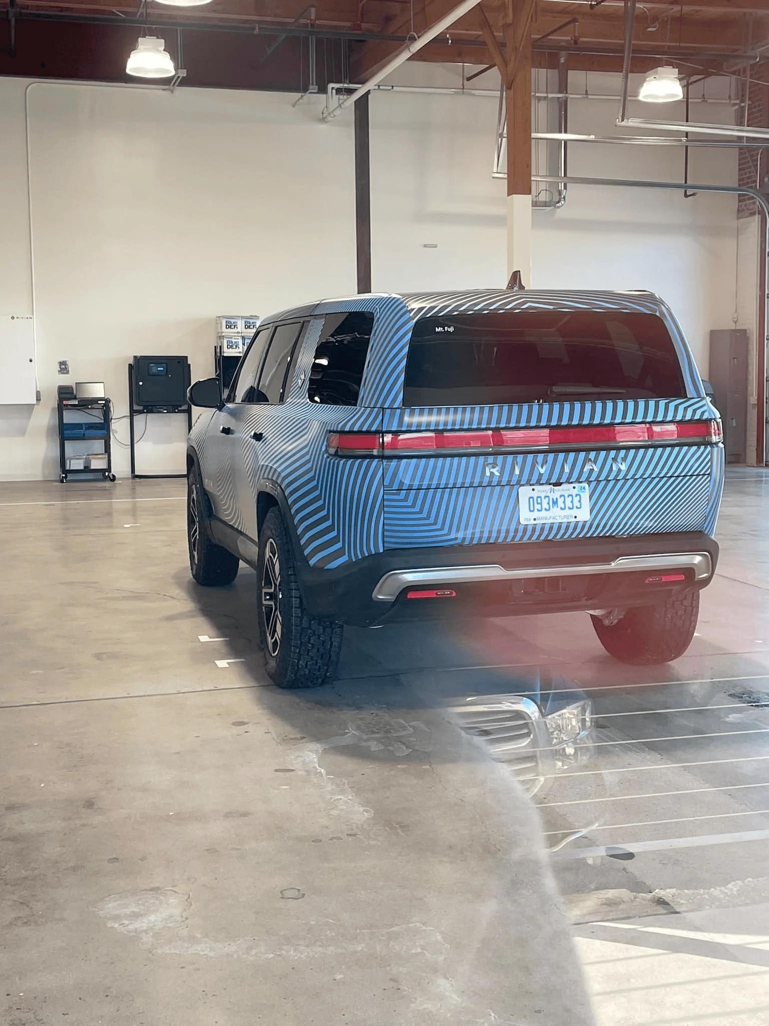 Rivian R1T R1S Real Rivian Photos & Videos 1644017280411