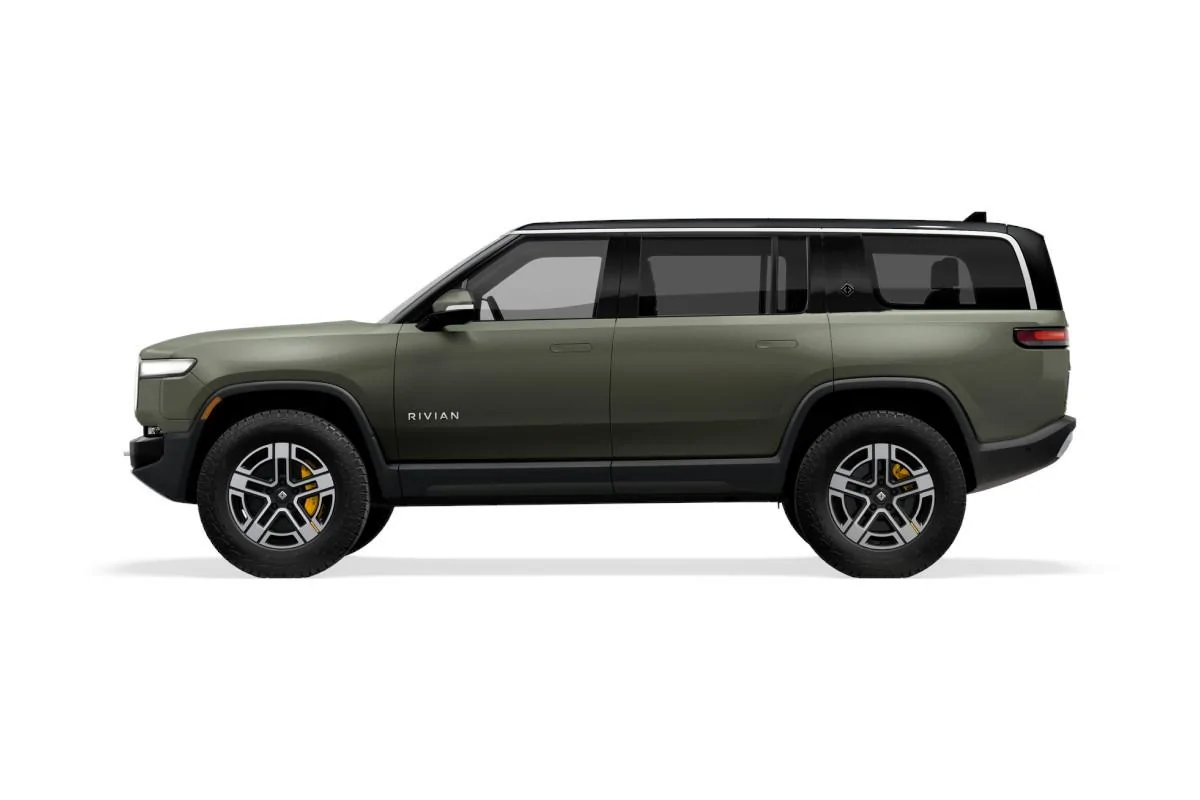 Rivian R1T R1S R1S in the Wild R1S_Max_Rev1B
