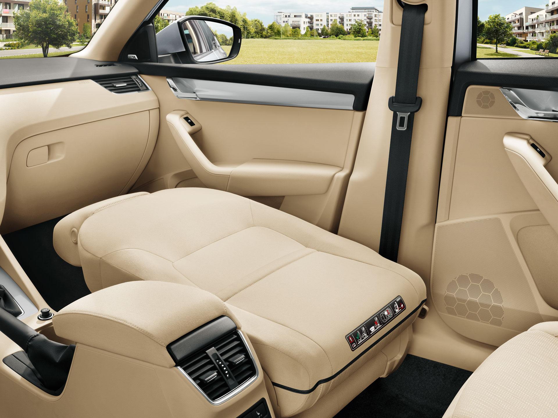 Rivian R1T R1S Removable Roof Coming in 2022 1644202785698