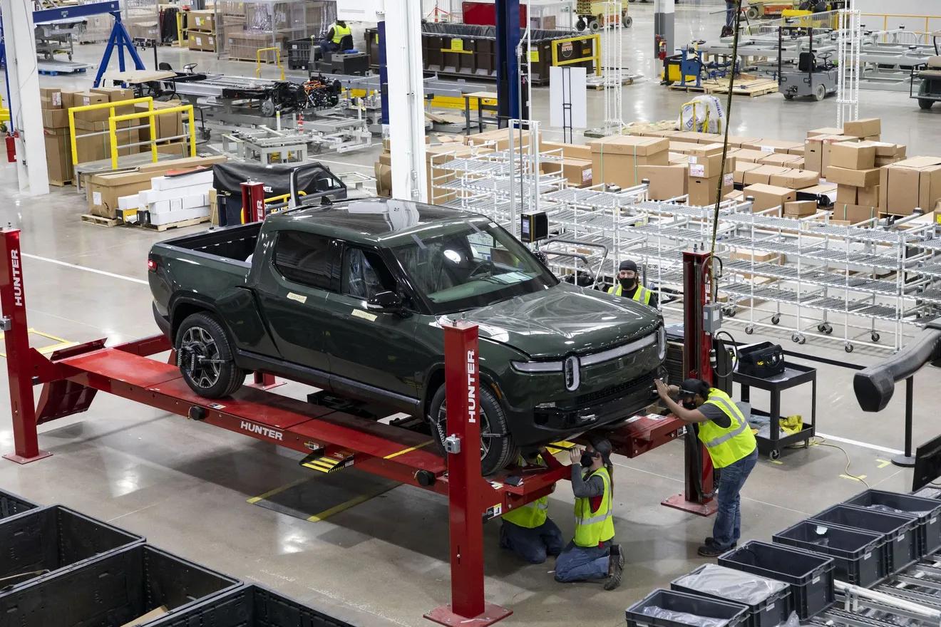 Rivian R1T R1S Factory production floor - recent look factoryfloorLG