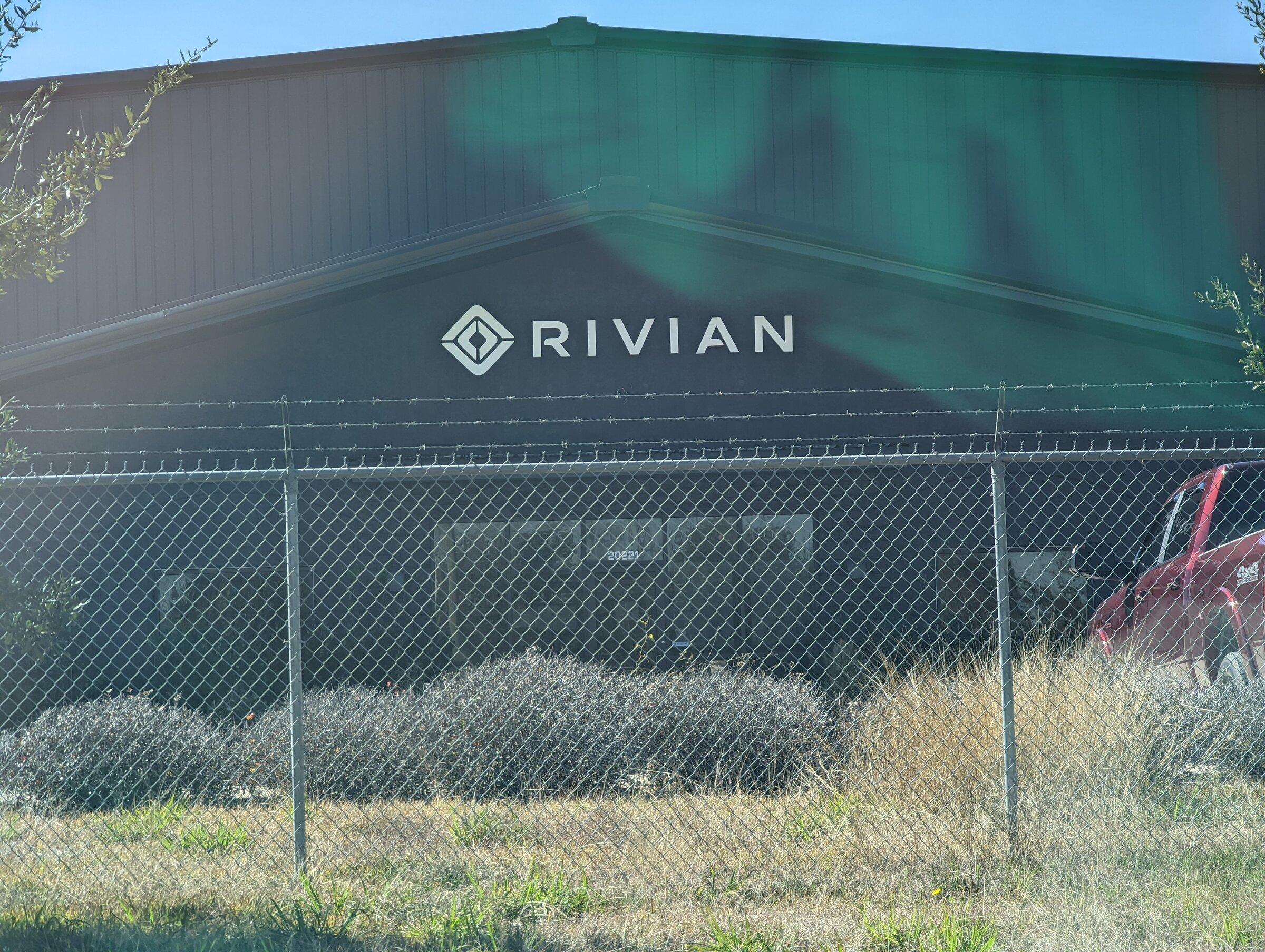 Rivian R1T R1S Rivian in Texas PXL_20220208_194734820