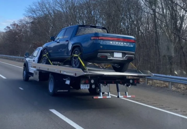 Rivian R1T R1S Will I be the only Rivian in New England? 25309987-517B-4E6B-9E08-B5481D3FB623