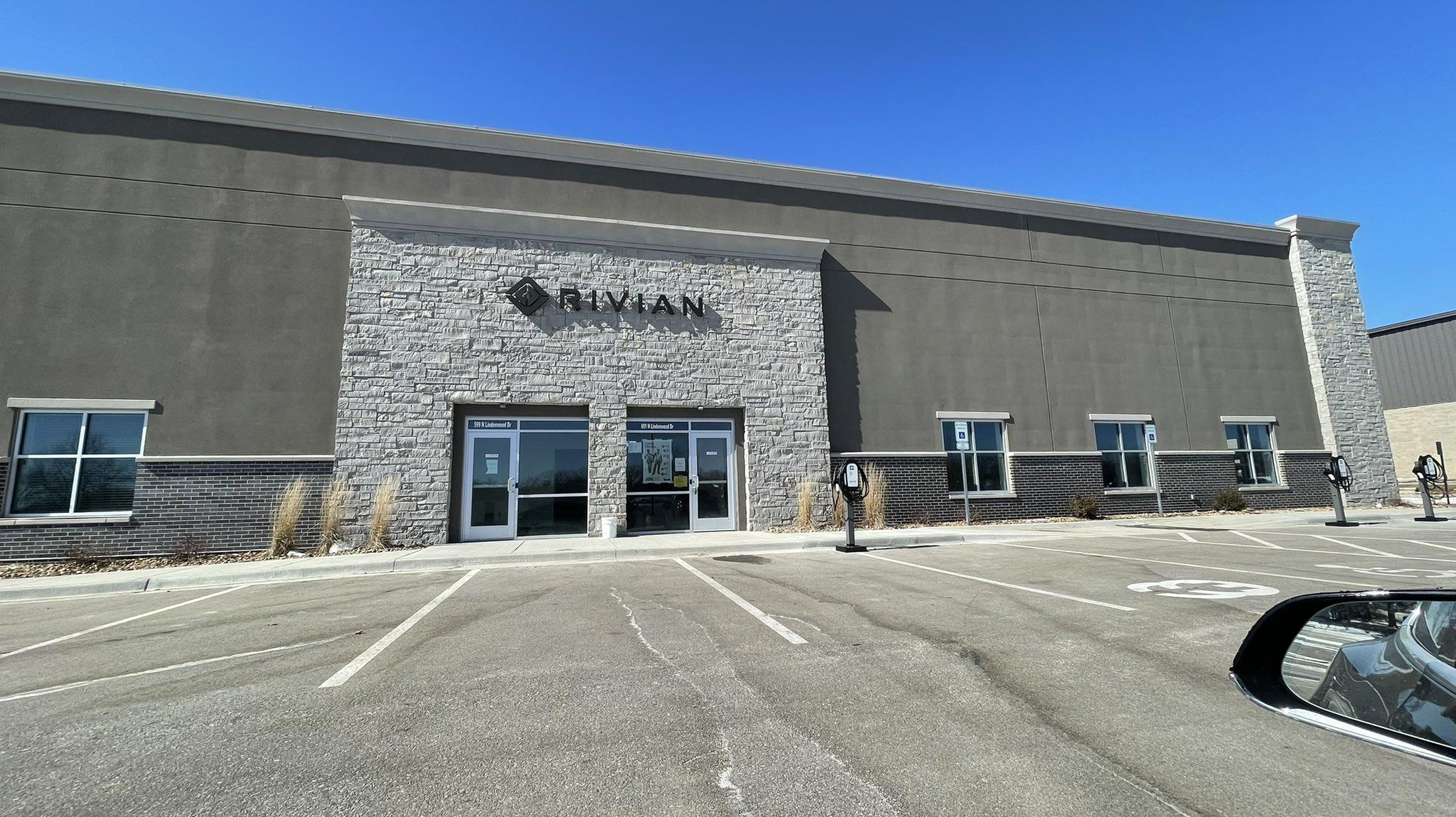 Rivian R1T R1S Rivian Service Centers / Retail Locations List / Other Facilities (Pics & Updates) A15749E4-4549-4C2A-8022-A0C225EFEE10