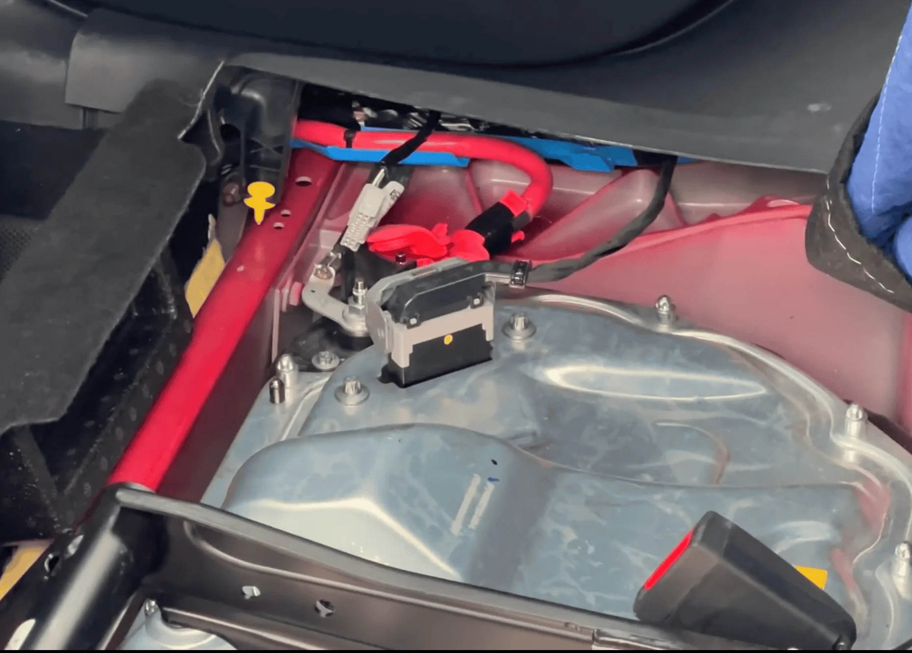 Rivian R1T R1S Tow charging R1T/R1S 1645557198942