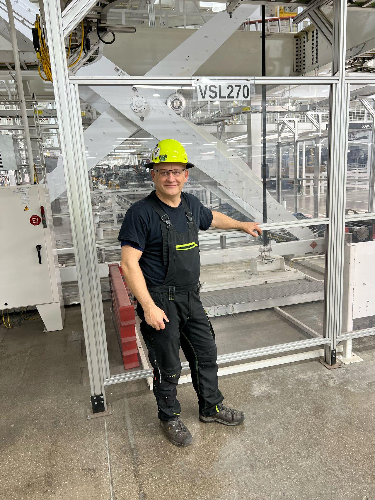Rivian R1T R1S Factory production floor - recent look 1645747713946