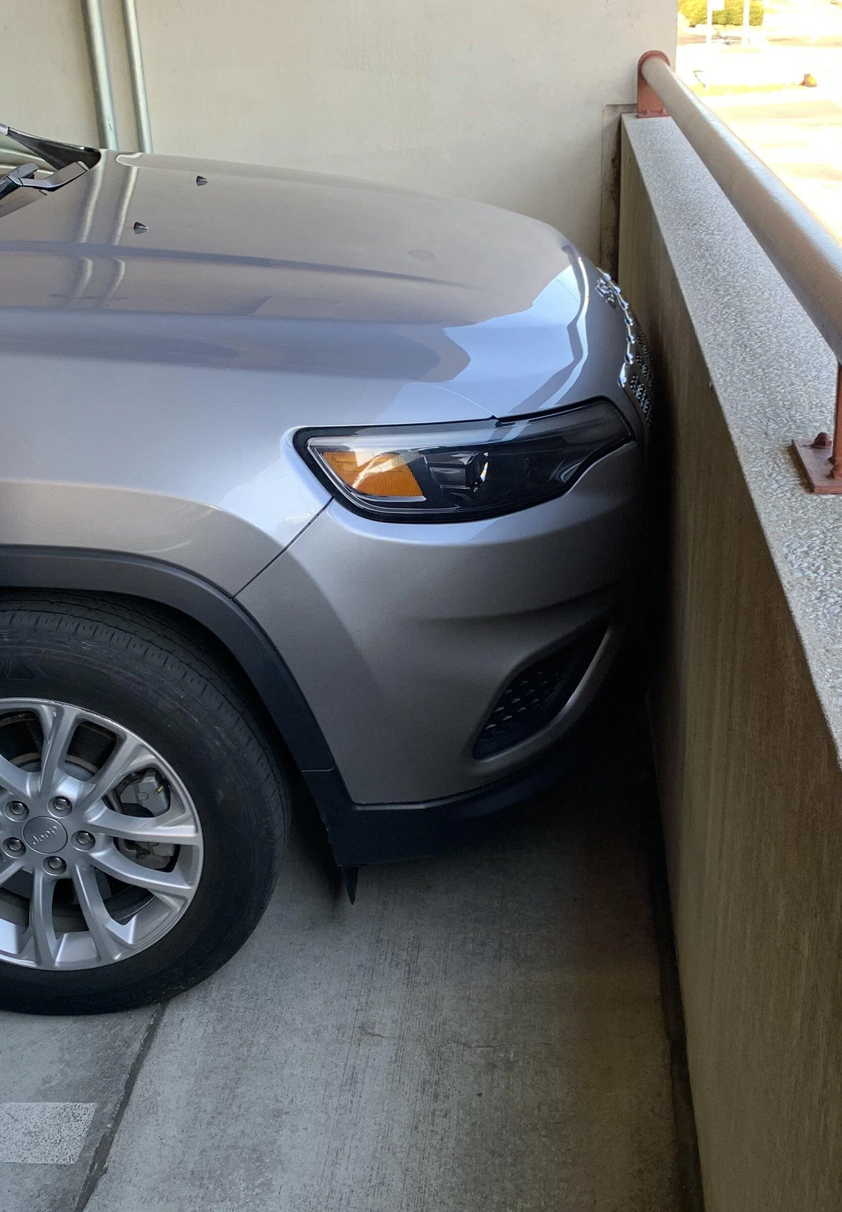Rivian R1T R1S Frustrated With PHEVs 767E07D6-B8B5-4B66-B4D2-FB8AF65E0D90