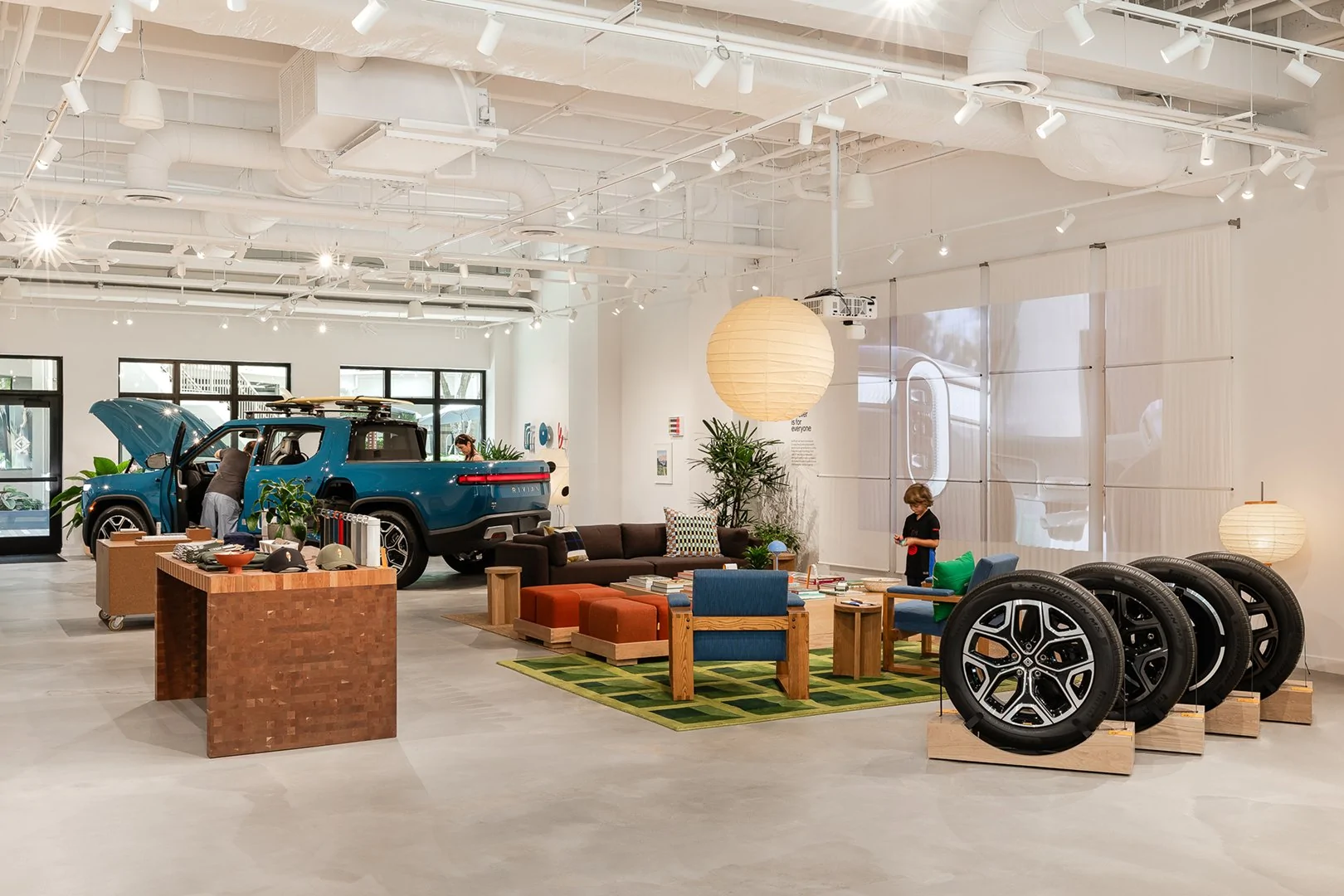 Rivian R1T R1S Miami Rivian Space at Mary Brickell Village is now open Miami Rivian Space at Mary Brickell Village is now open 3