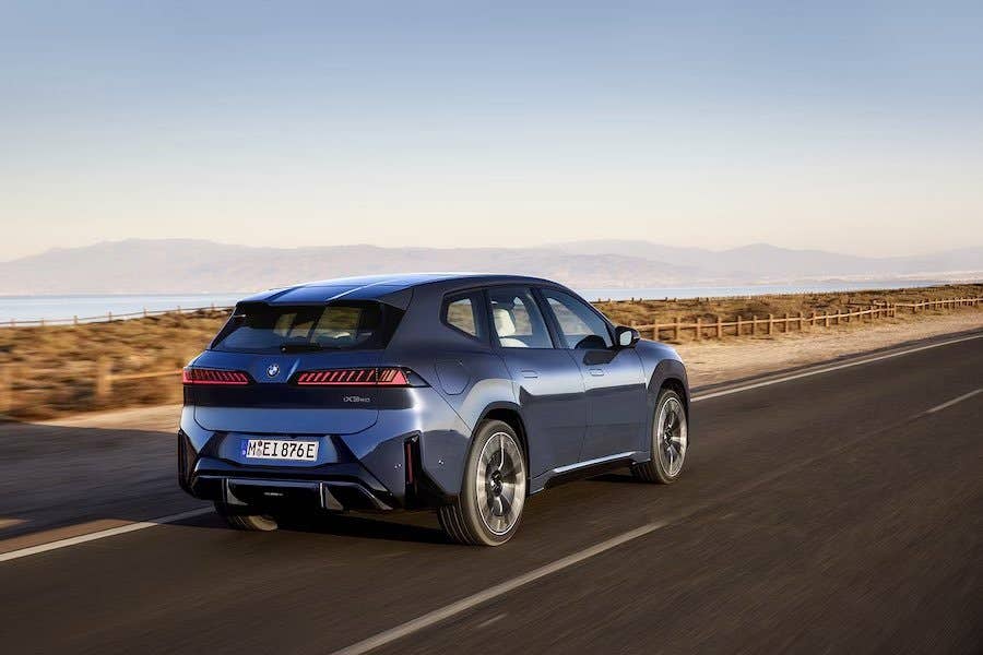 Rivian R1T R1S BMW IX3 Neue Klasse Leaked s&format=pjgp&height=1920&optimize=high&width=1920