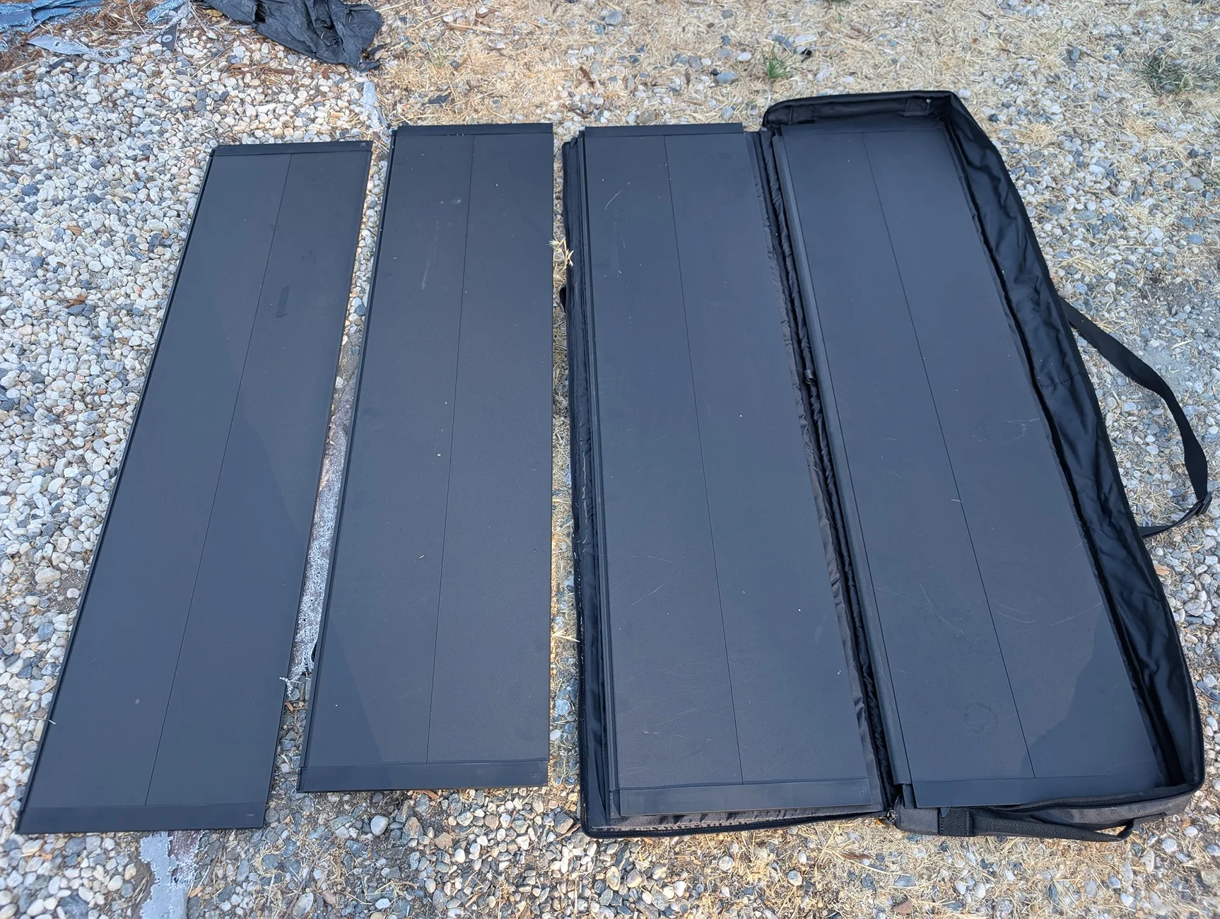 Rivian R1T R1S Rivian manual tonneau cover - Bay area 1000006646