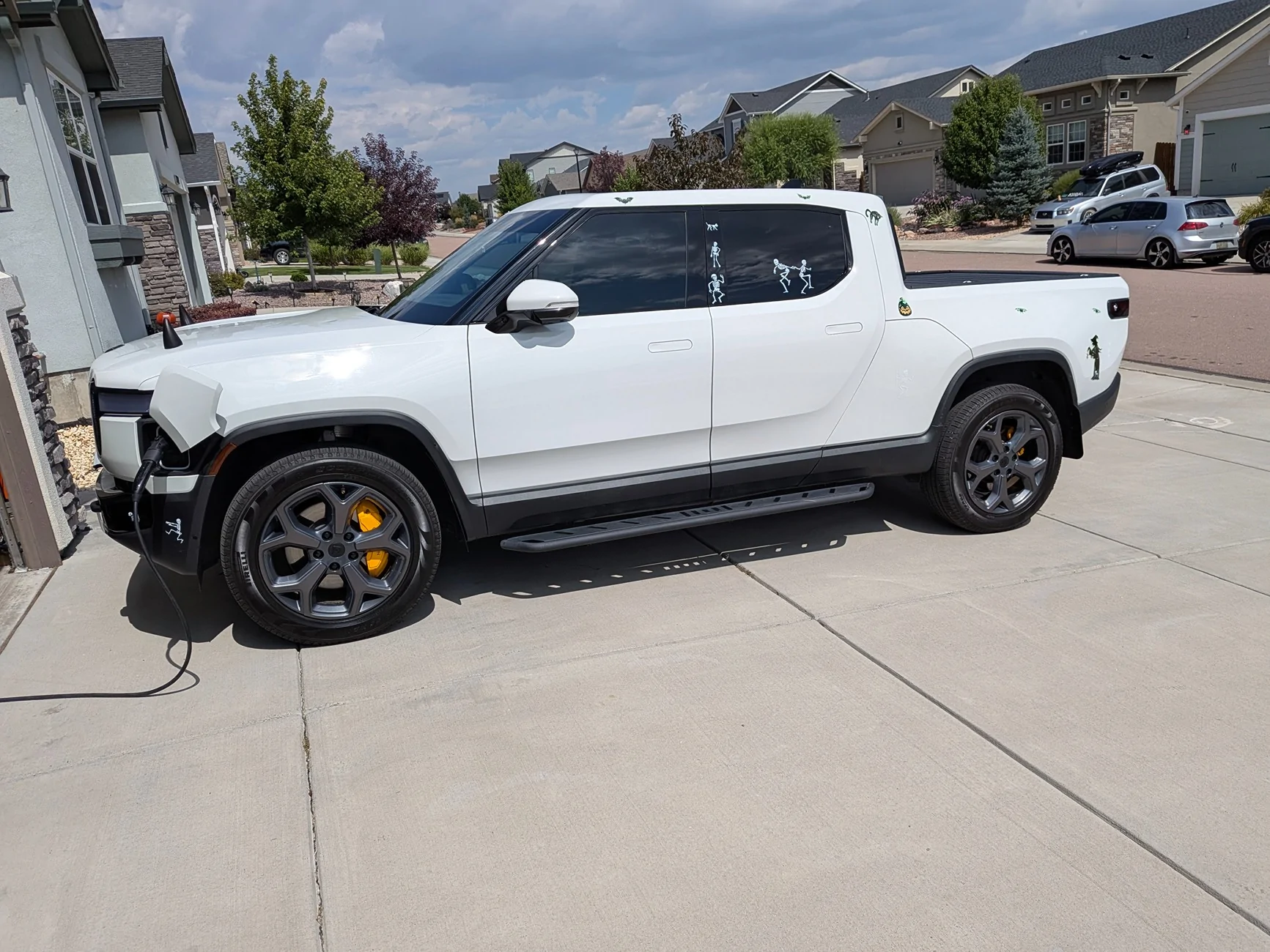Rivian R1T R1S Let's see your Rivian's 2025 Halloween Costume Decorations! PXL_20250907_185117945