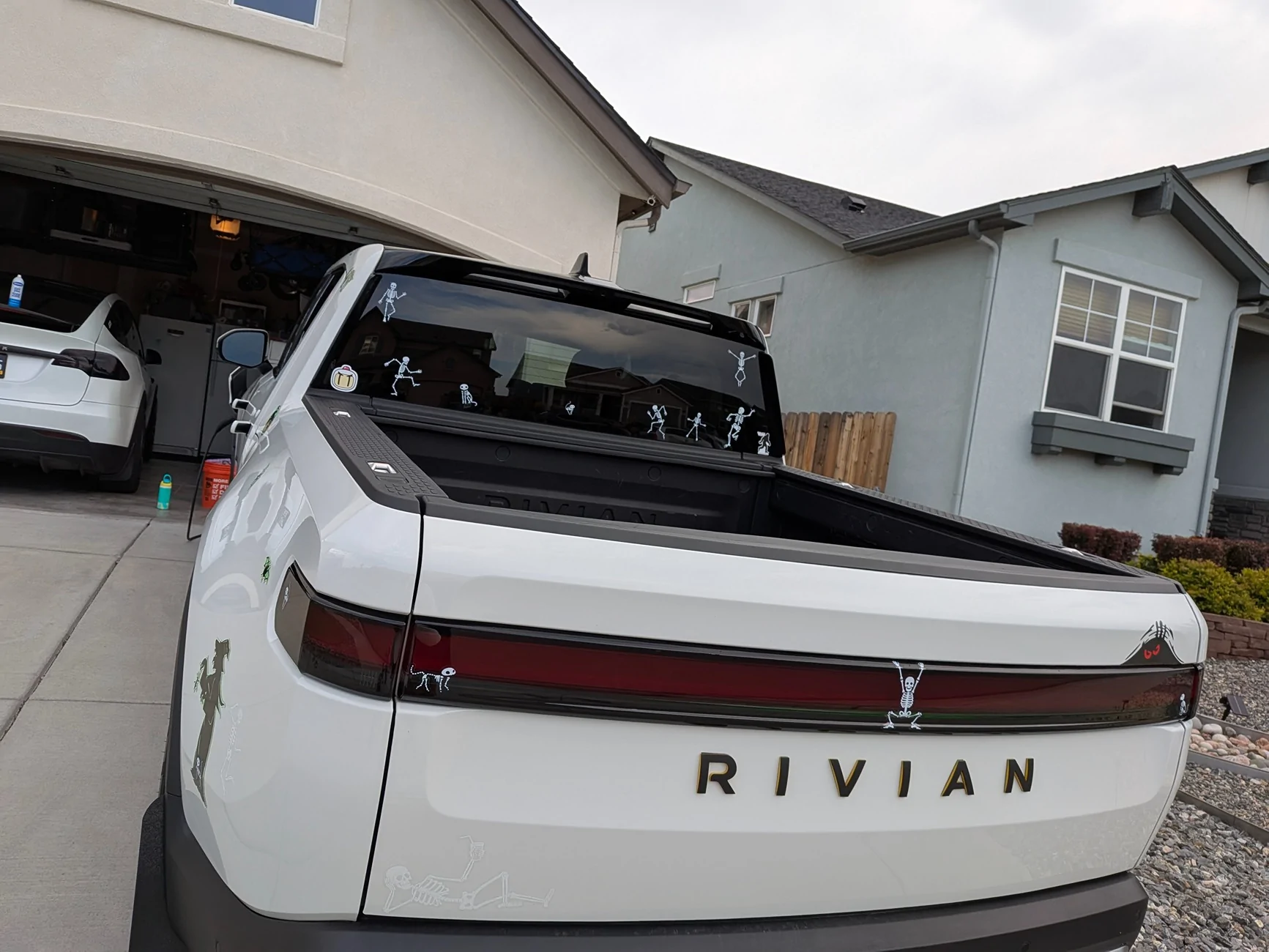Rivian R1T R1S Let's see your Rivian's 2025 Halloween Costume Decorations! PXL_20250907_233618494