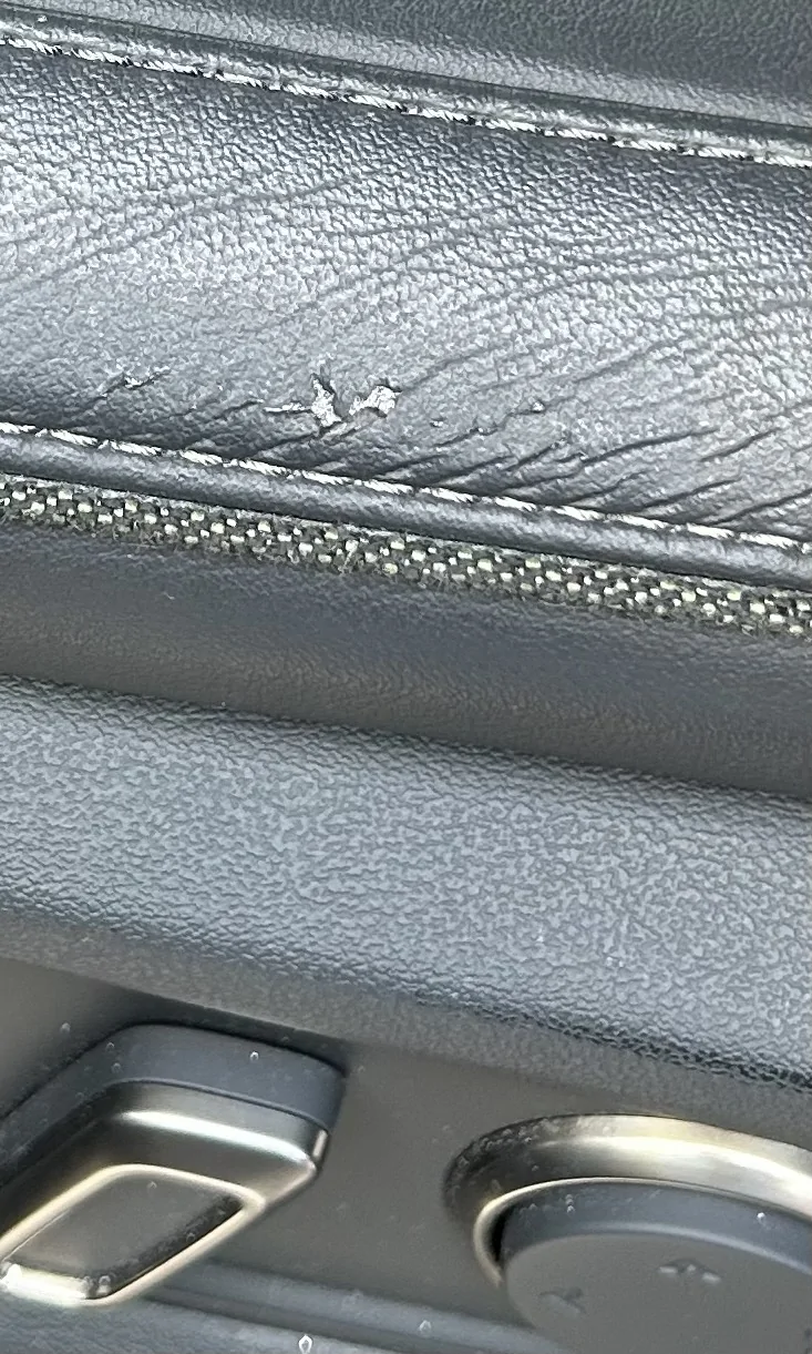 Rivian R1T R1S Driver side seat wear, 2022 R1T IMG_3692