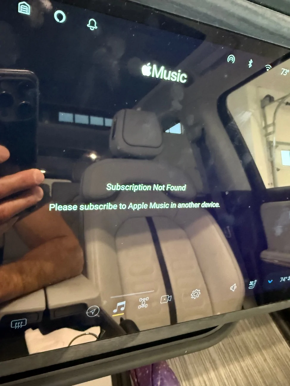 Rivian R1T R1S 2025.22.01 Apple Music login error for one driver only IMG_6412