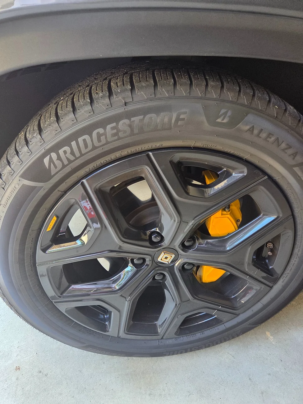Rivian R1T R1S 22" inch tires recommendations? 1000010465