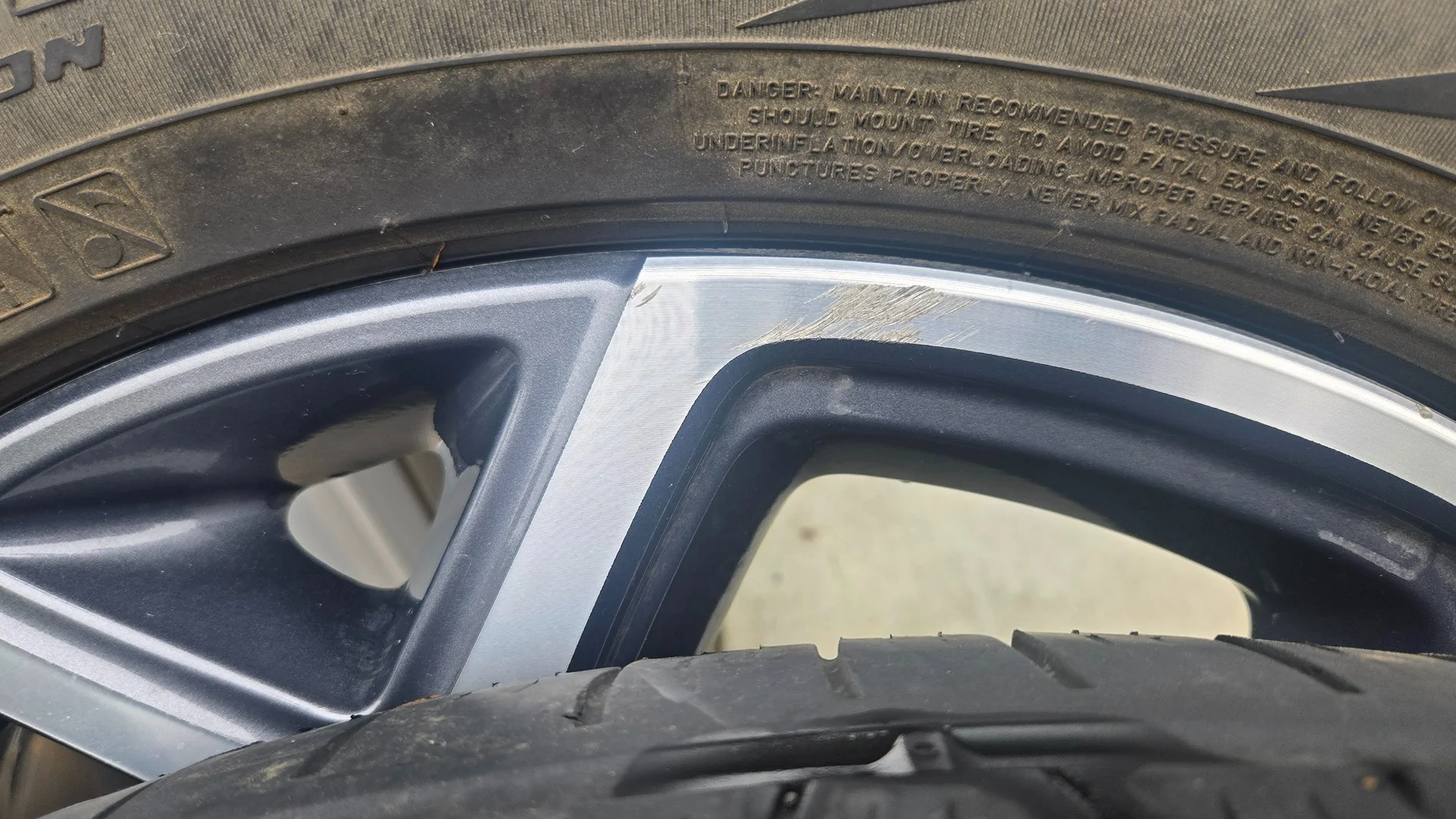Rivian R1T R1S FS: Used 21" wheel - as set or individual 20250914_112242