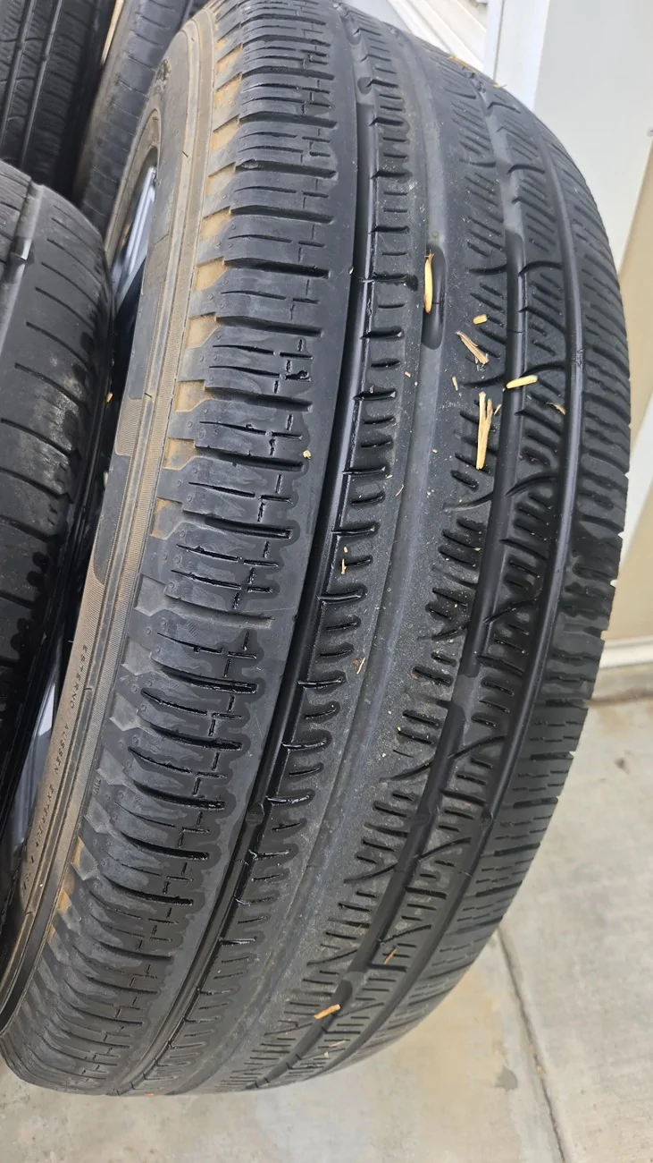Rivian R1T R1S FS: Used 21" wheel - as set or individual 20250914_112329