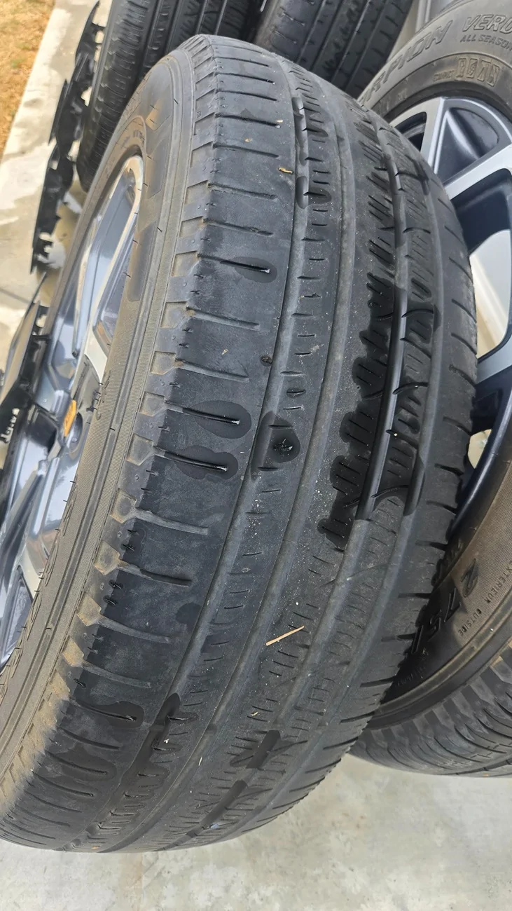 Rivian R1T R1S FS: Used 21" wheel - as set or individual 20250914_112335