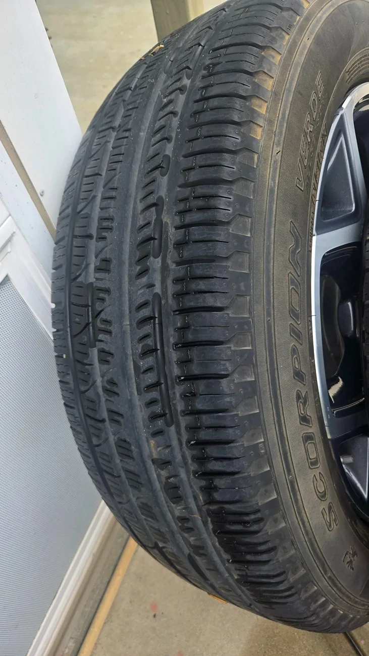 Rivian R1T R1S FS: Used 21" wheel - as set or individual 20250914_112322