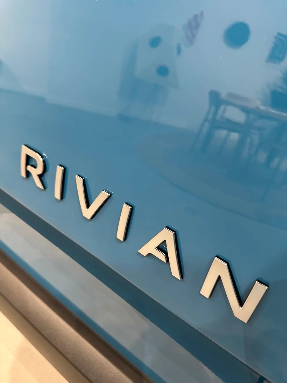 Rivian R1T R1S I Got A Chance To Tour Rivian’s Newest Space Here In Miami! Full Walk Through + Checking Out 2026 R1T and R1S! IMG_6172