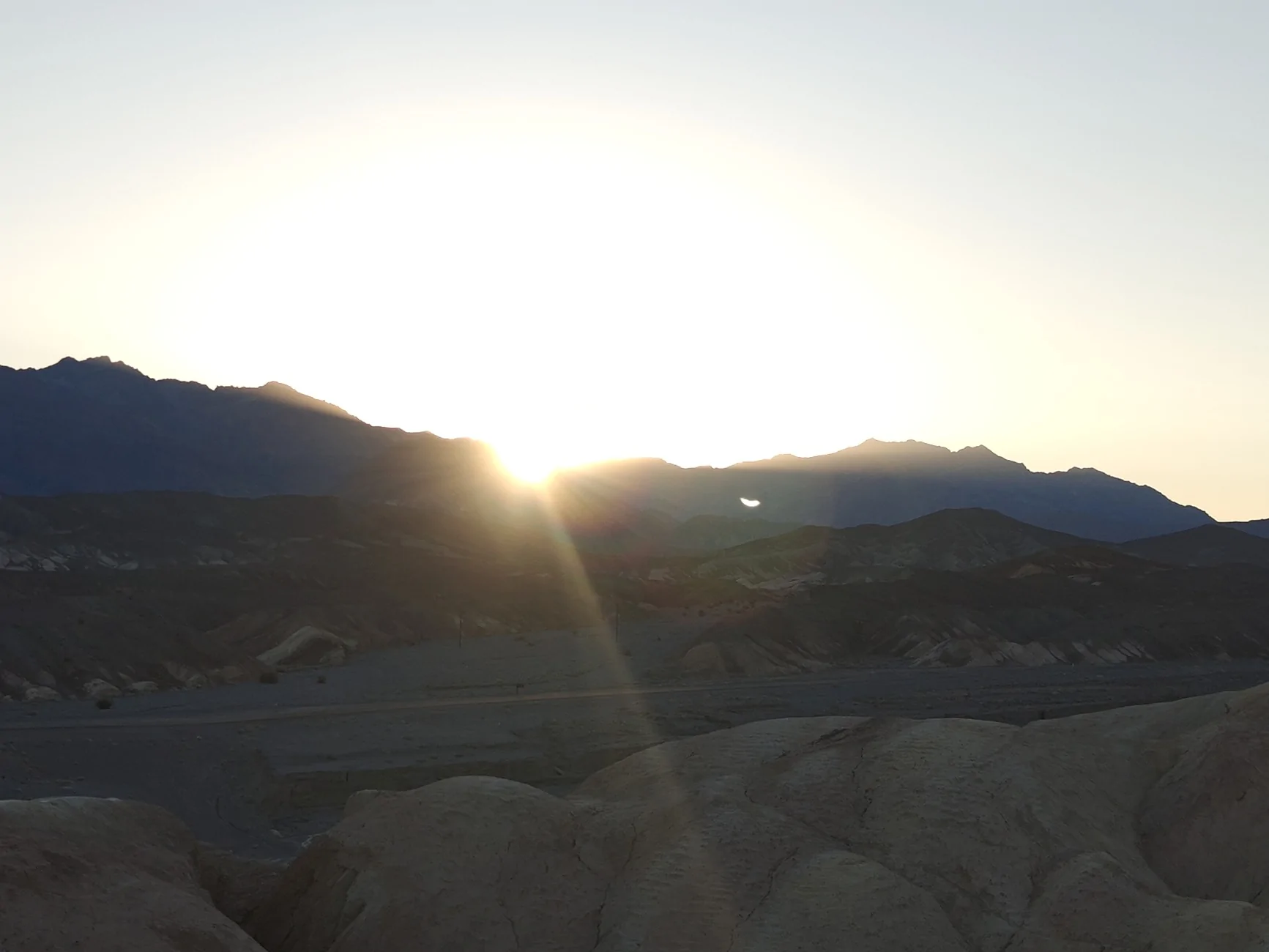 Rivian R1T R1S Death Valley - charging? 1000003082