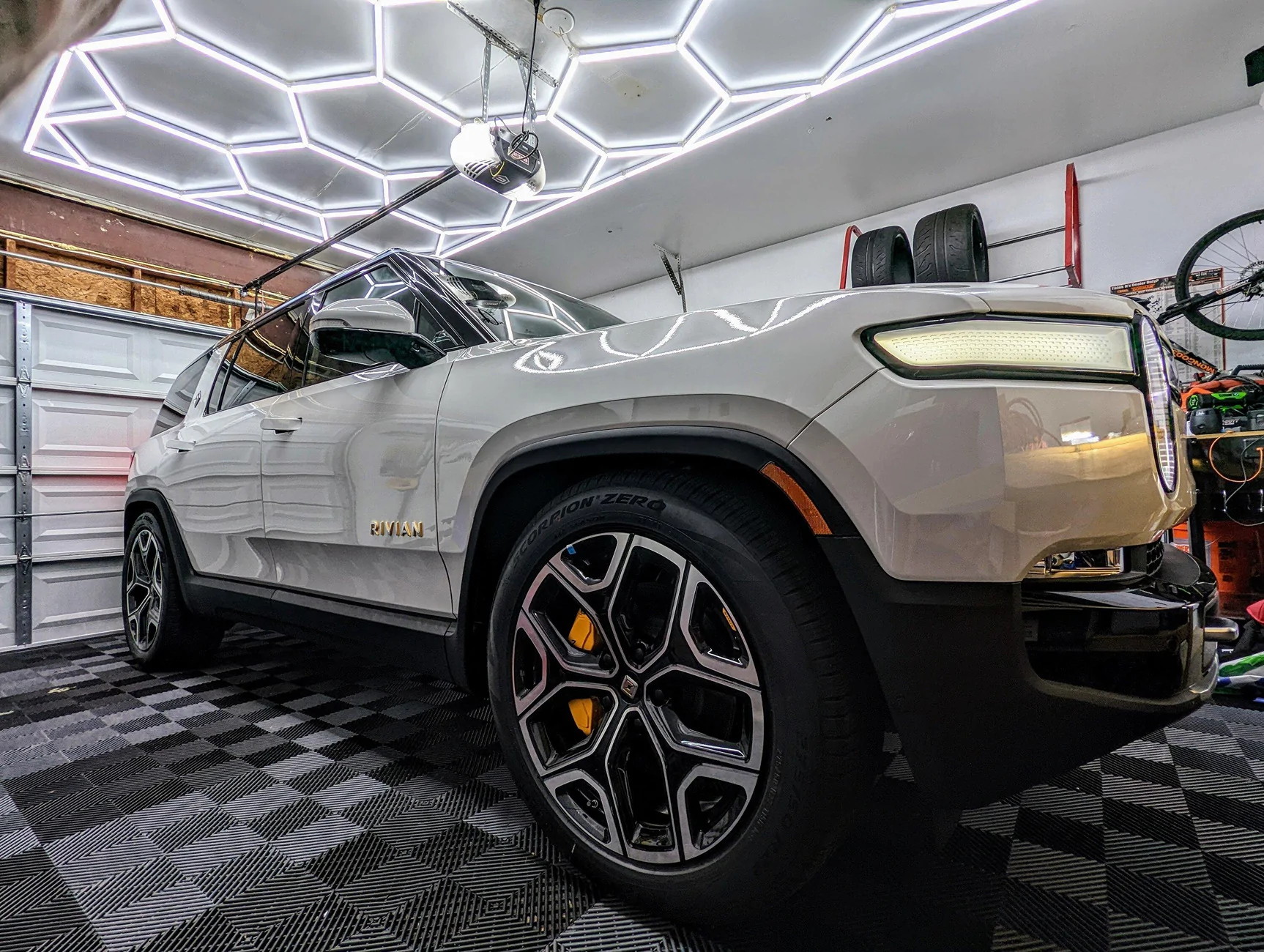Rivian R1T R1S Gen 1 Quad R1S 3 Year Review 108493-0a01dc5d47bc5f7183734ab9fc3ef6f9