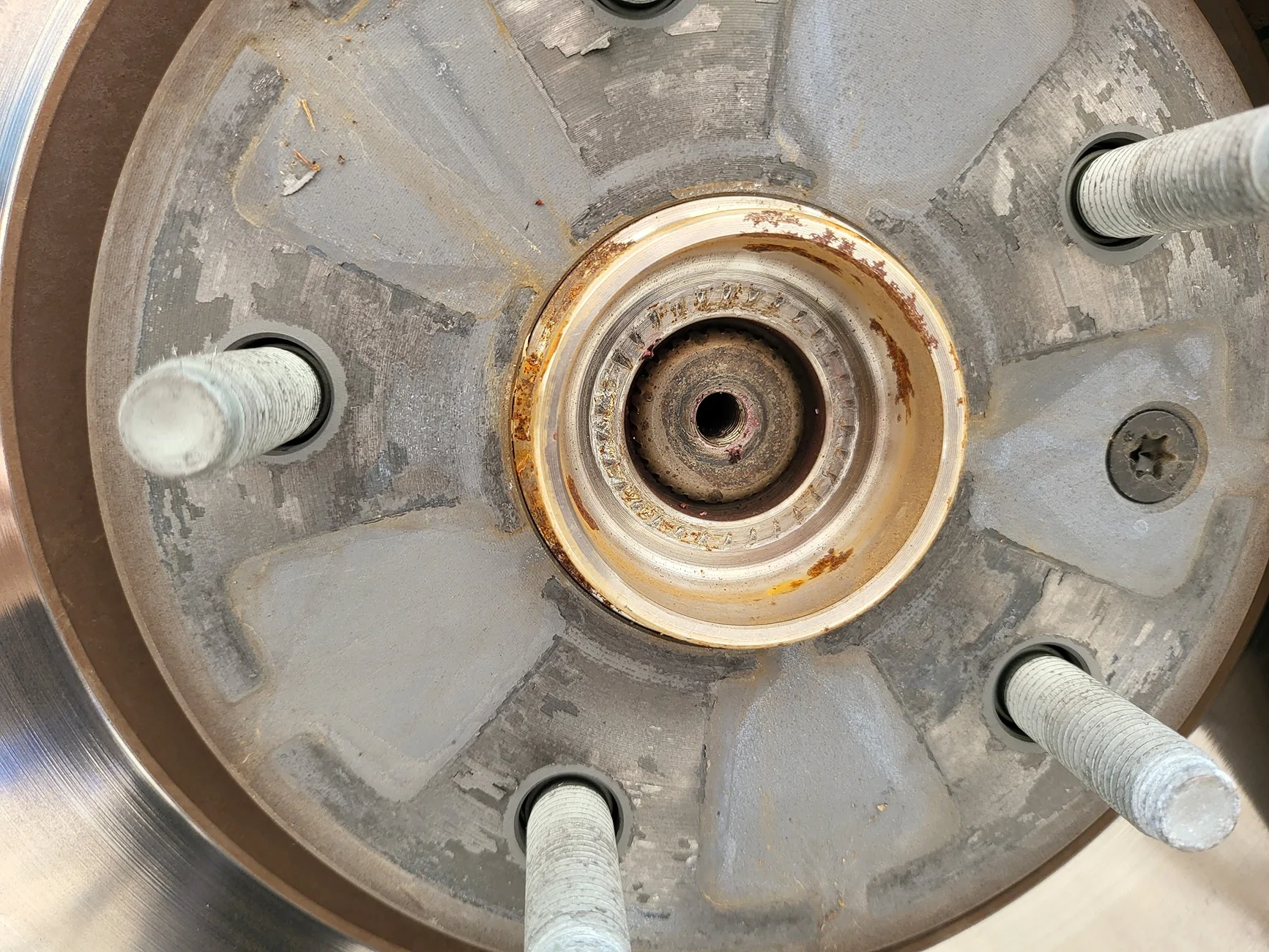 Rivian R1T R1S The Dreaded Axle Clunk is Back for Gen 1 AND Early Gen 2! But my R1S Now is Better Than New from Factory 20250921_141144