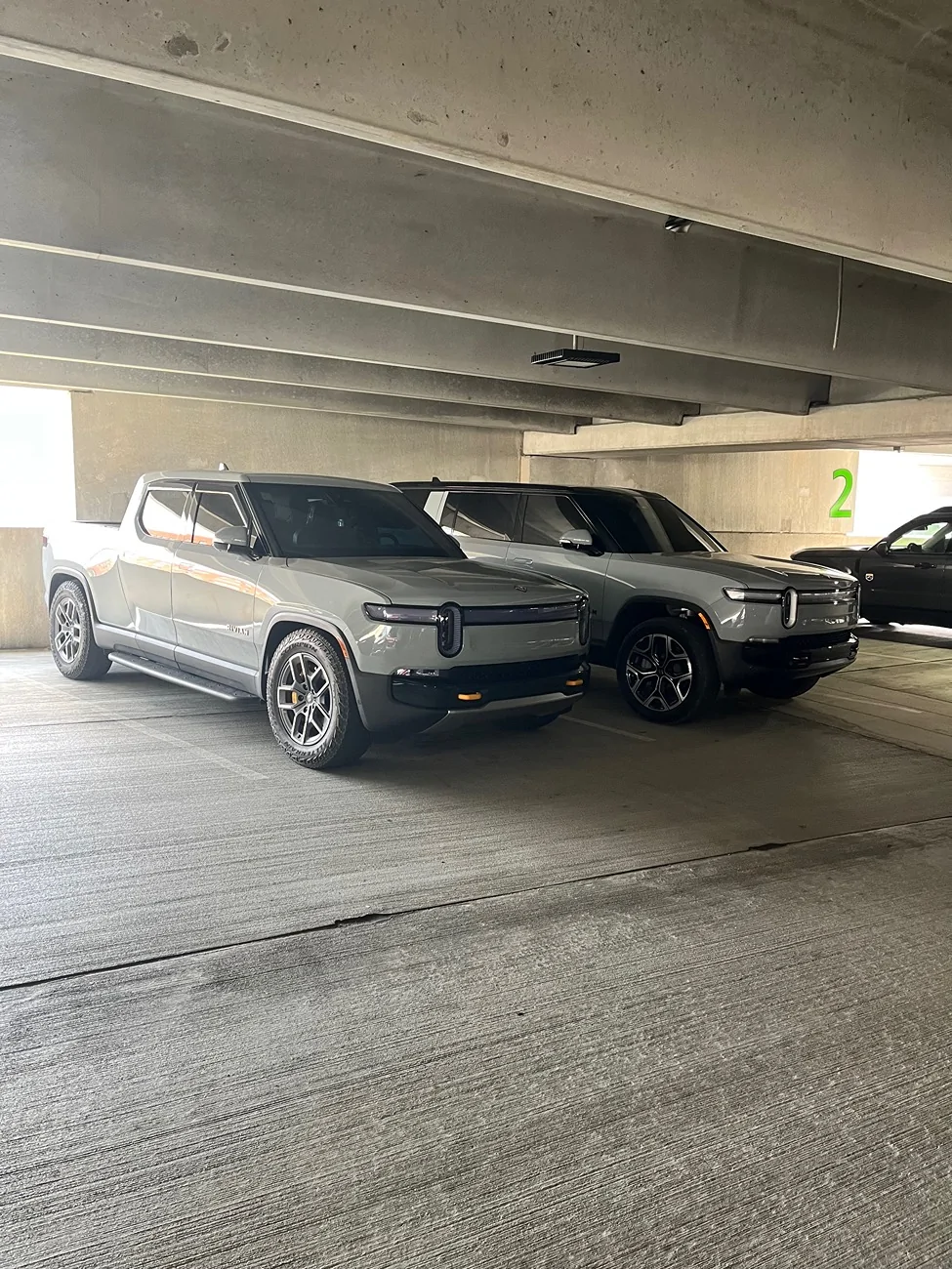 Rivian R1T R1S Tennessee, anyone? IMG_9209