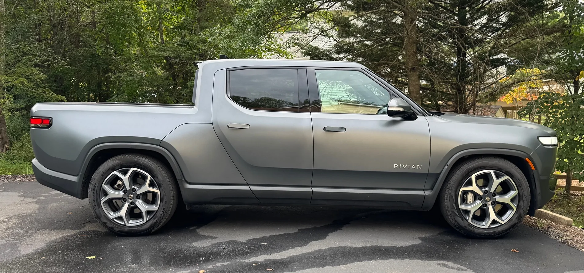 Rivian R1T R1S Fun AI Images of Your Rivian - Try This and Post Yours 1758912152010-qf