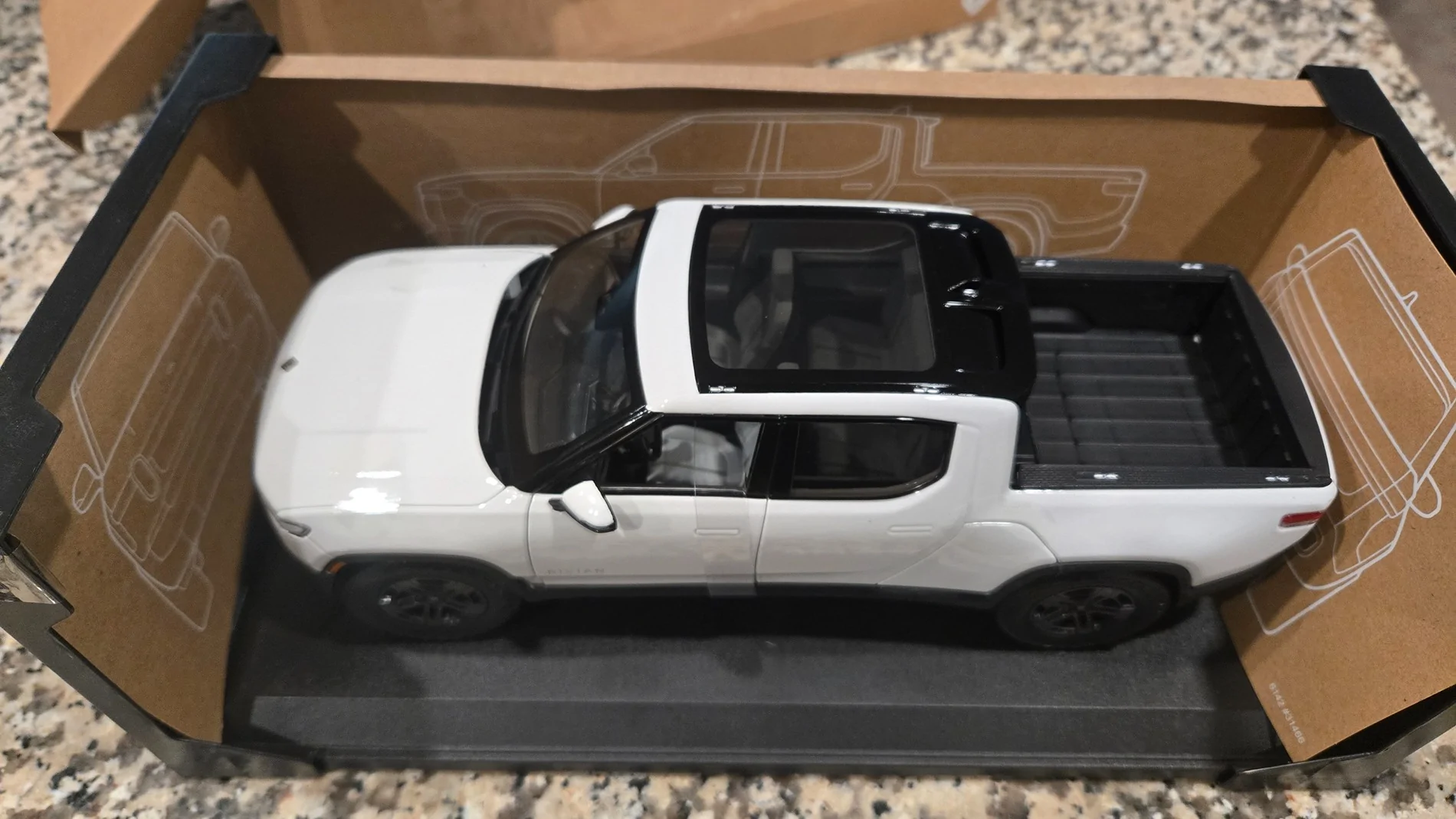 Rivian R1T R1S R1T Mini Diecast 1:20 Scale Car + More Gear Shop Items Released 1000012551