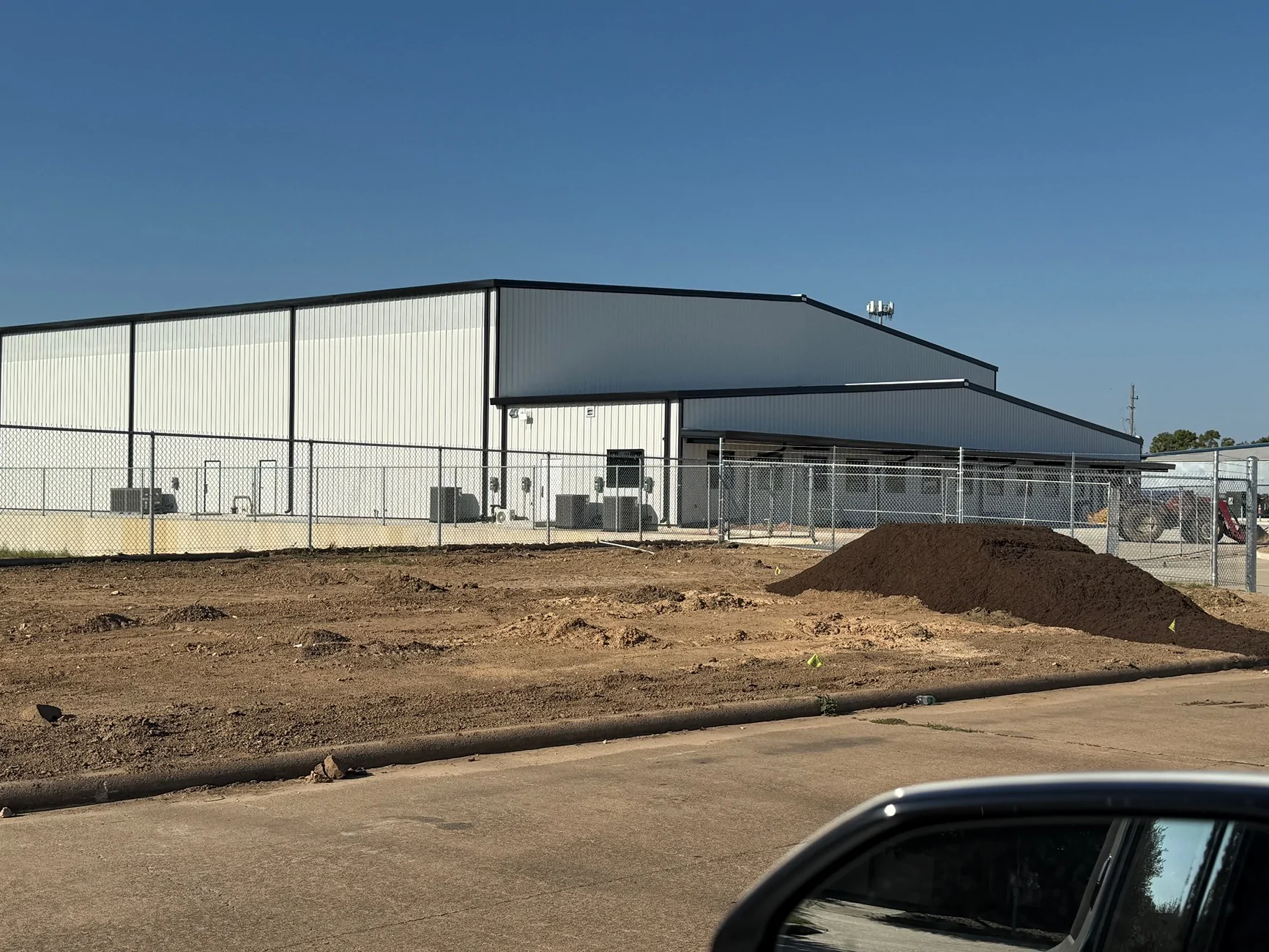 Rivian R1T R1S Katy, TX Service Center Almost Complete IMG_1162