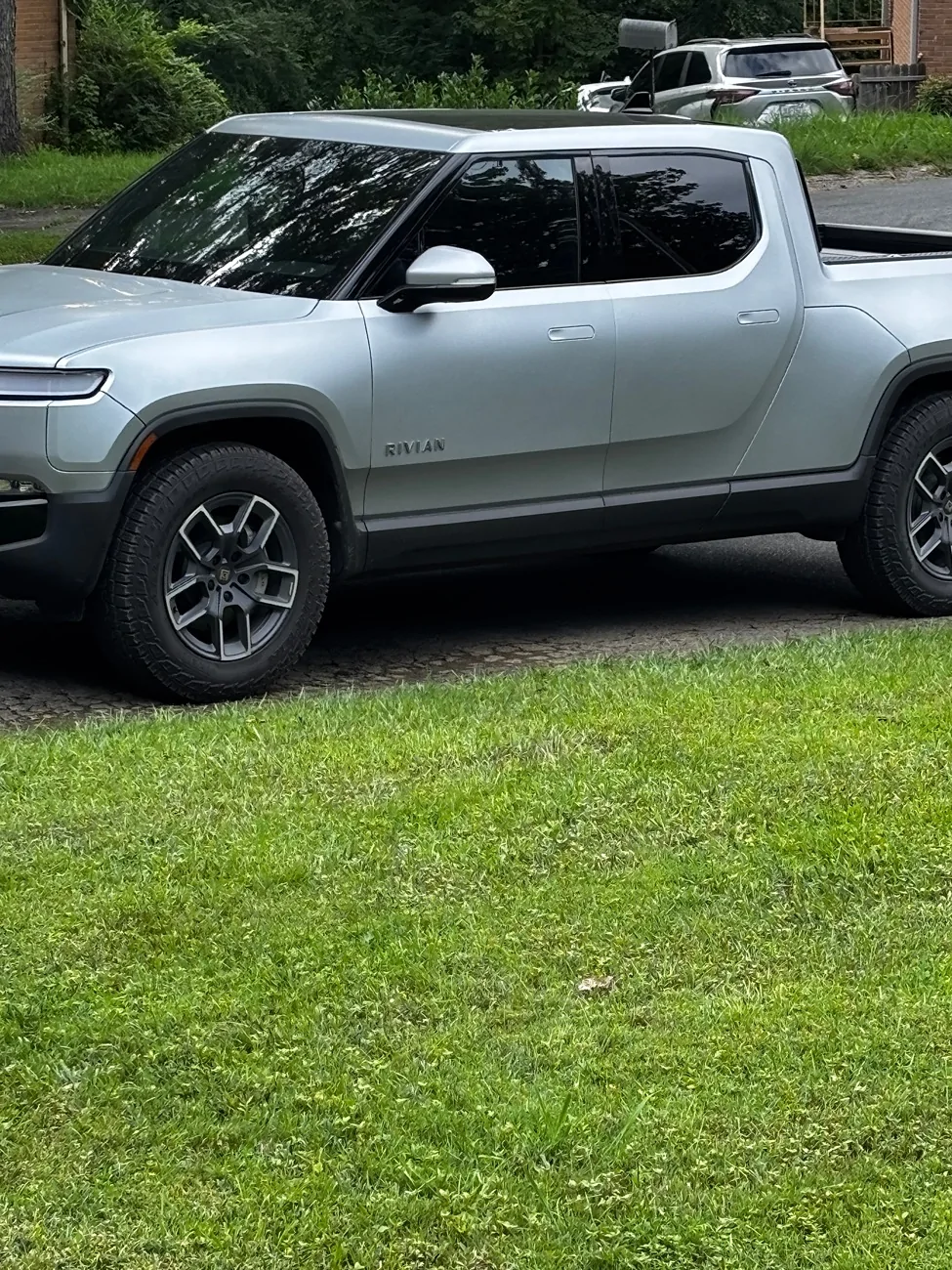 Rivian R1T R1S Matte wrap gang! Let's see photos of your matte Rivian R1T & R1S IMG_5058