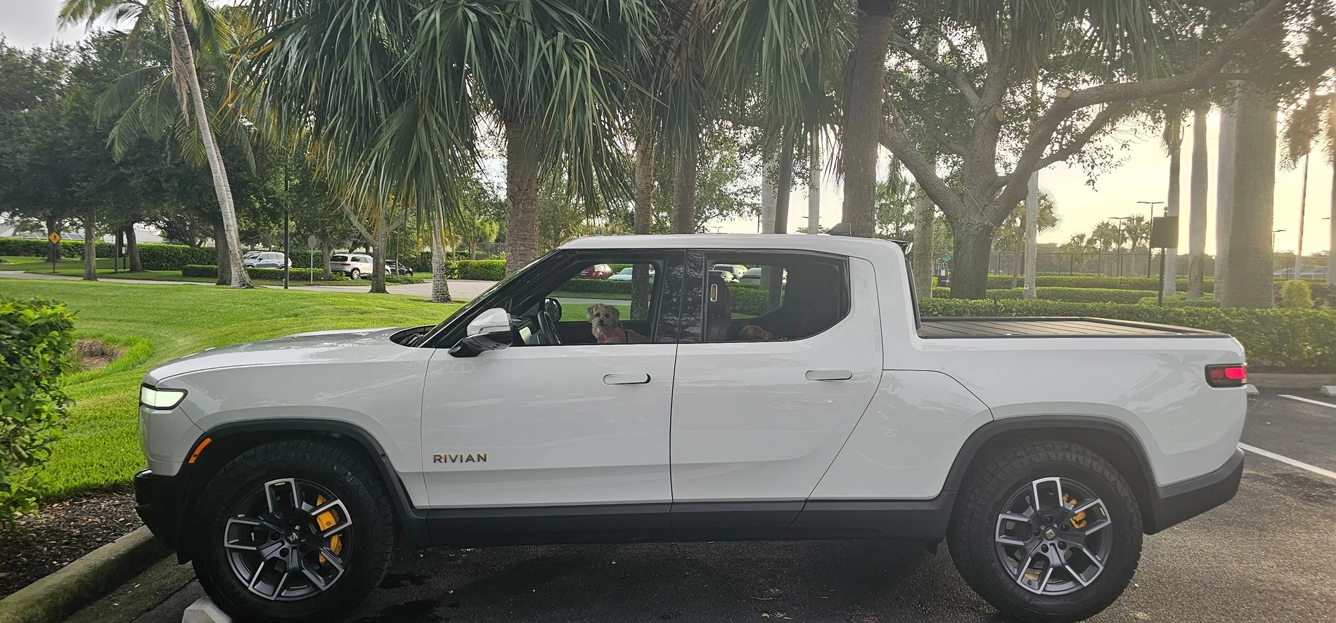 Rivian R1T R1S Would you still buy your Rivian today? 1000023624