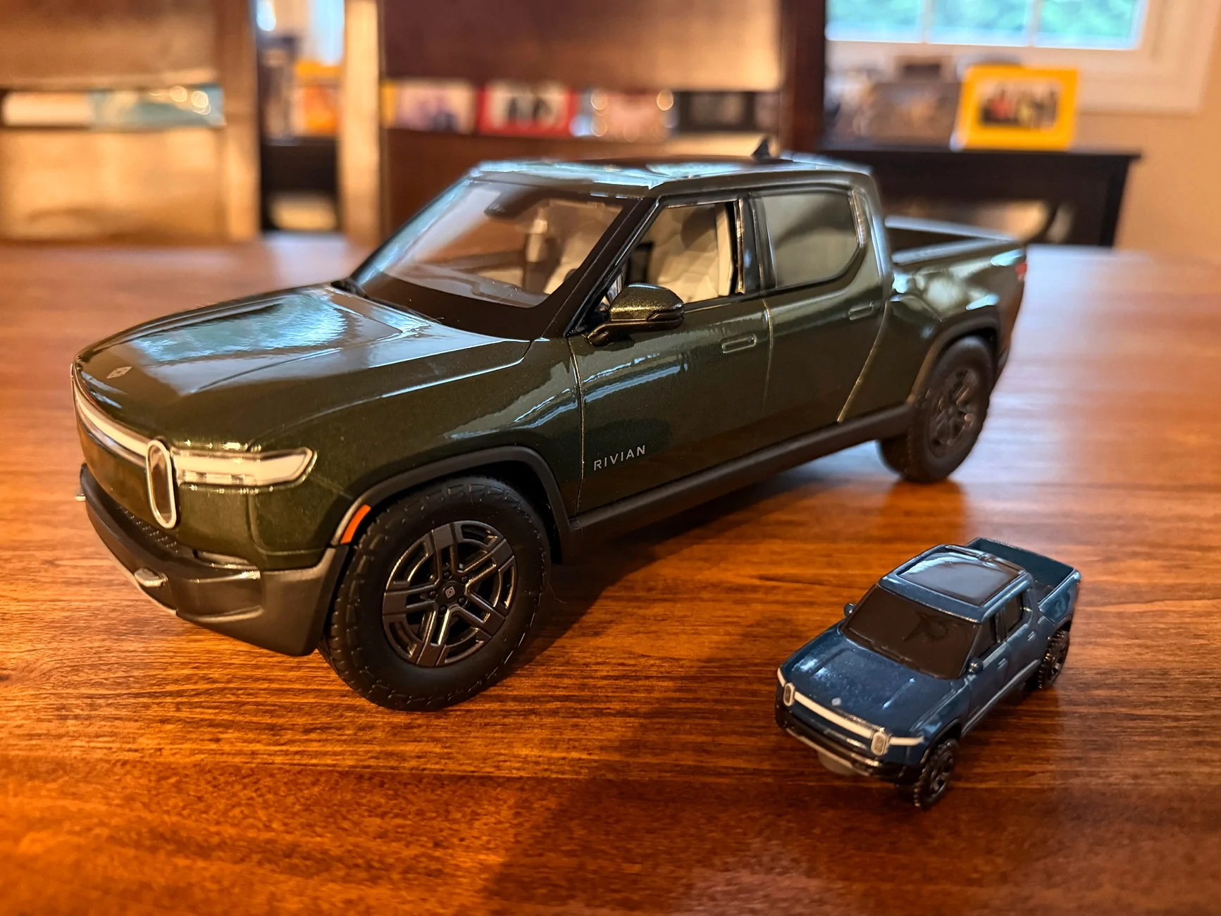 Rivian R1T R1S Mini-R1T 1:20 scale model arrived 20250929_222201302_iOS