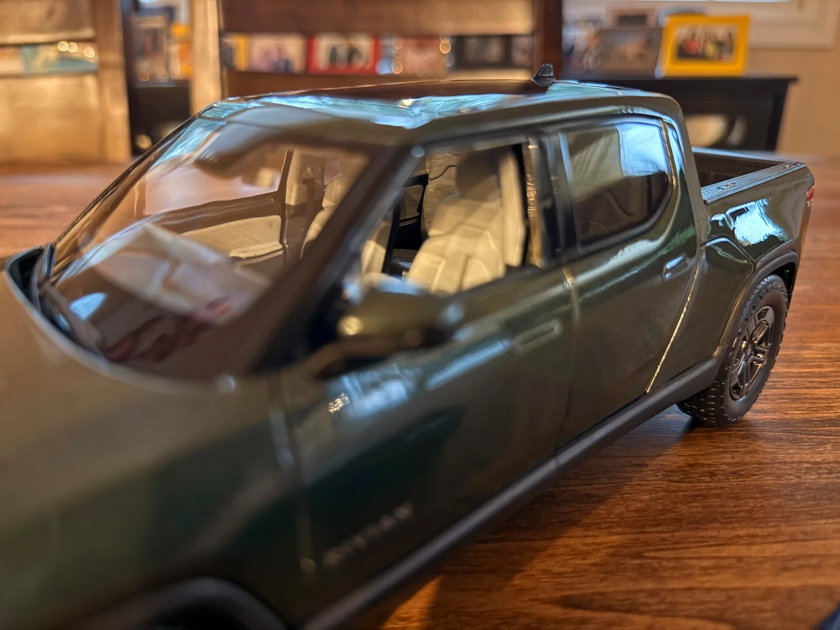 Rivian R1T R1S Mini-R1T 1:20 scale model arrived 20250929_222213489_iOS