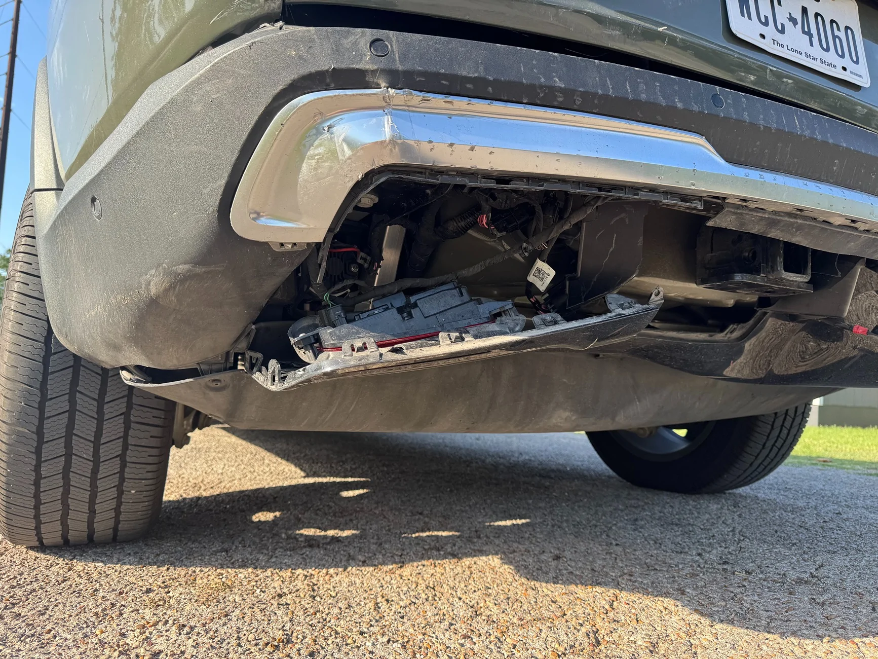 Rivian R1T R1S R1S rear ended today IMG_6539