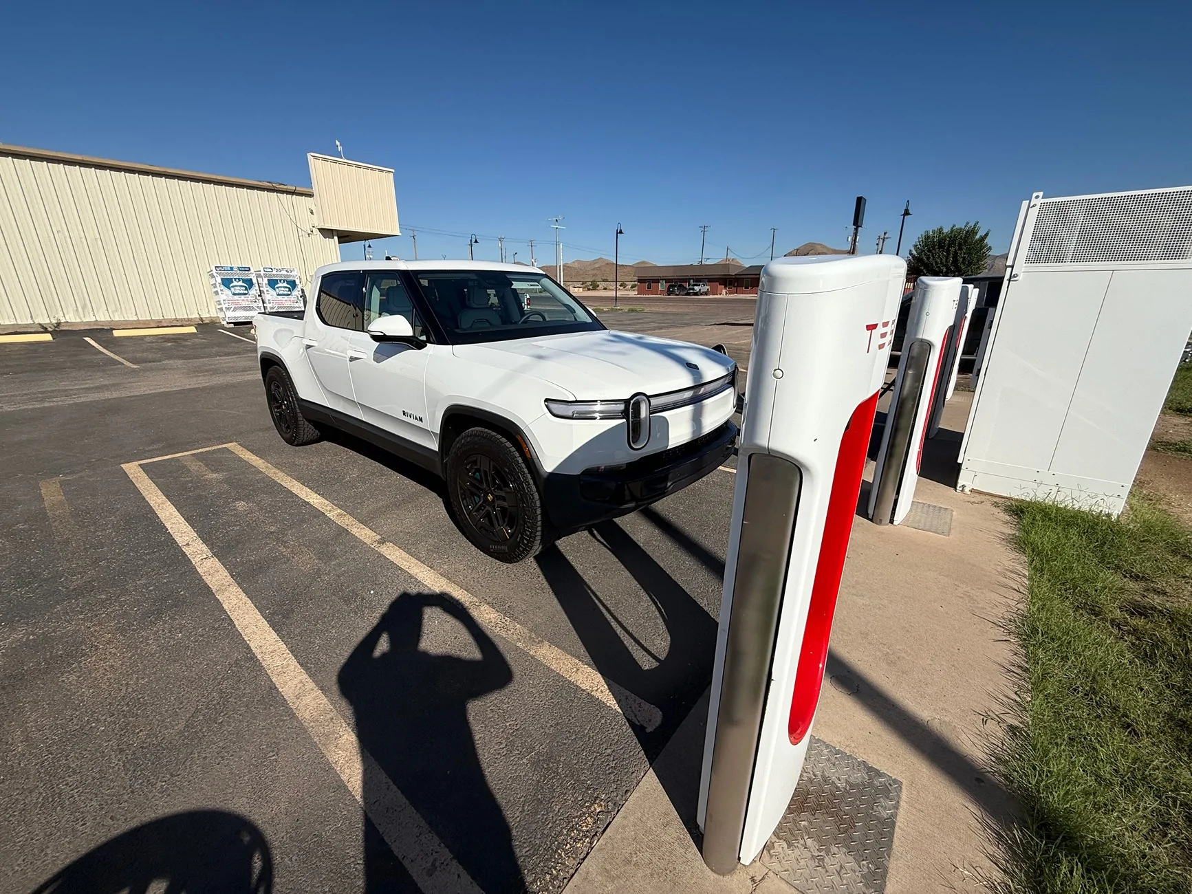 Rivian R1T R1S Advice full ppf - clear matte or clear gloss IMG_1231