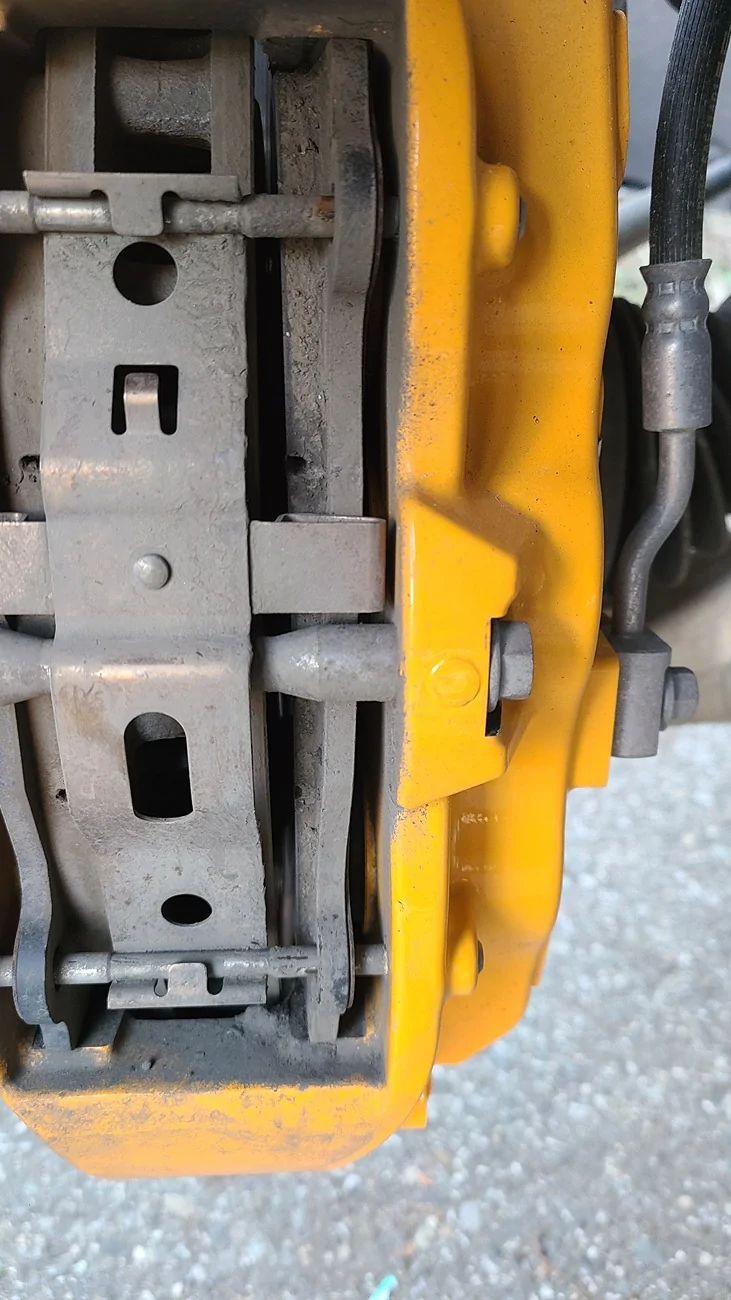 Rivian R1T R1S Brake pad wear? 20240420_065812