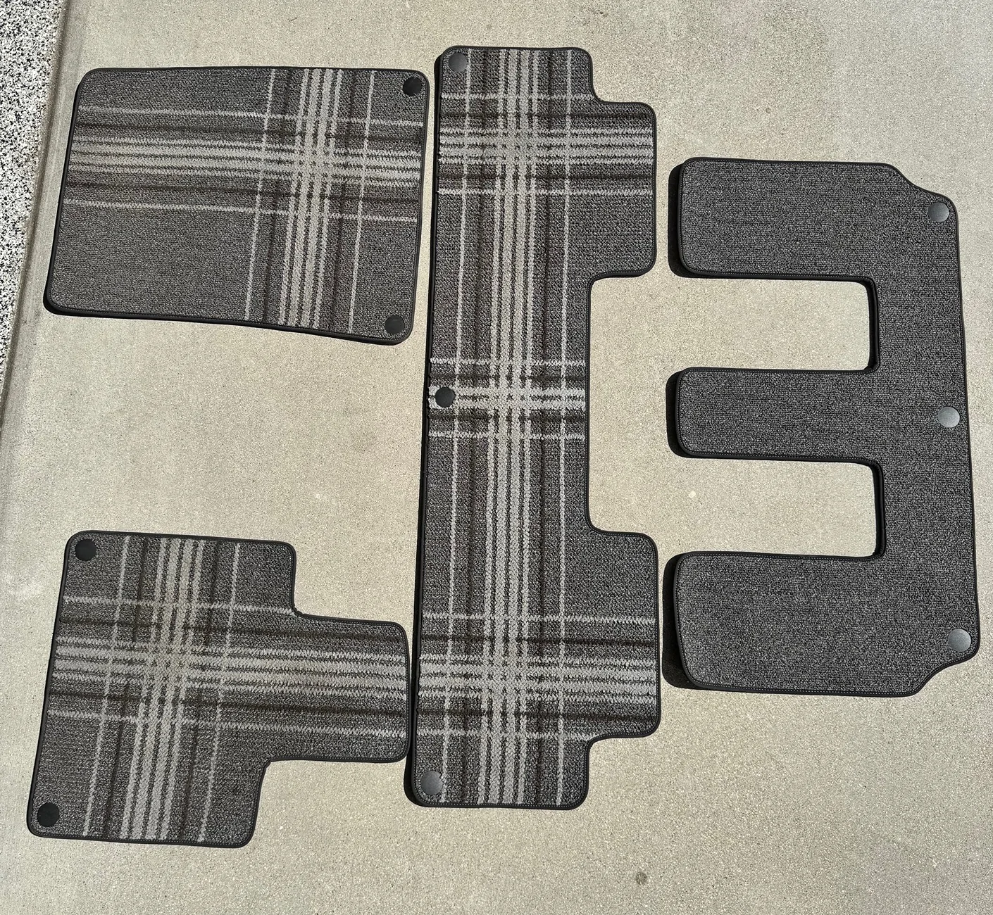 Rivian R1T R1S Plaid Floor Mats from 2025 R1S Tri-motor - $200 OBO IMG_2466