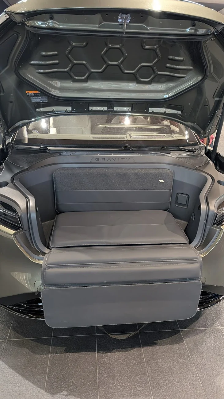 Rivian R1T R1S Rivian CEO: "We’re really convicted" about skipping CarPlay (The Verge interview 10/6/25)) 1759771246383-sm