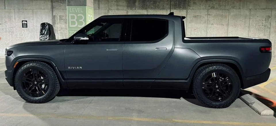 Rivian R1T R1S Advice full ppf - clear matte or clear gloss IMG_9084